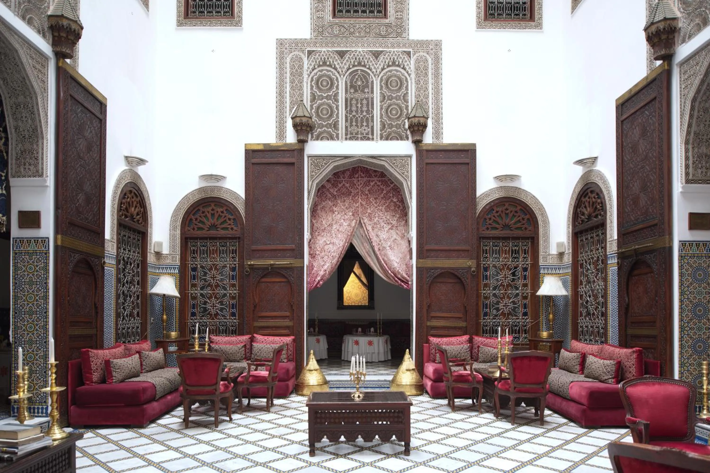 Patio in La Maison Bleue Batha