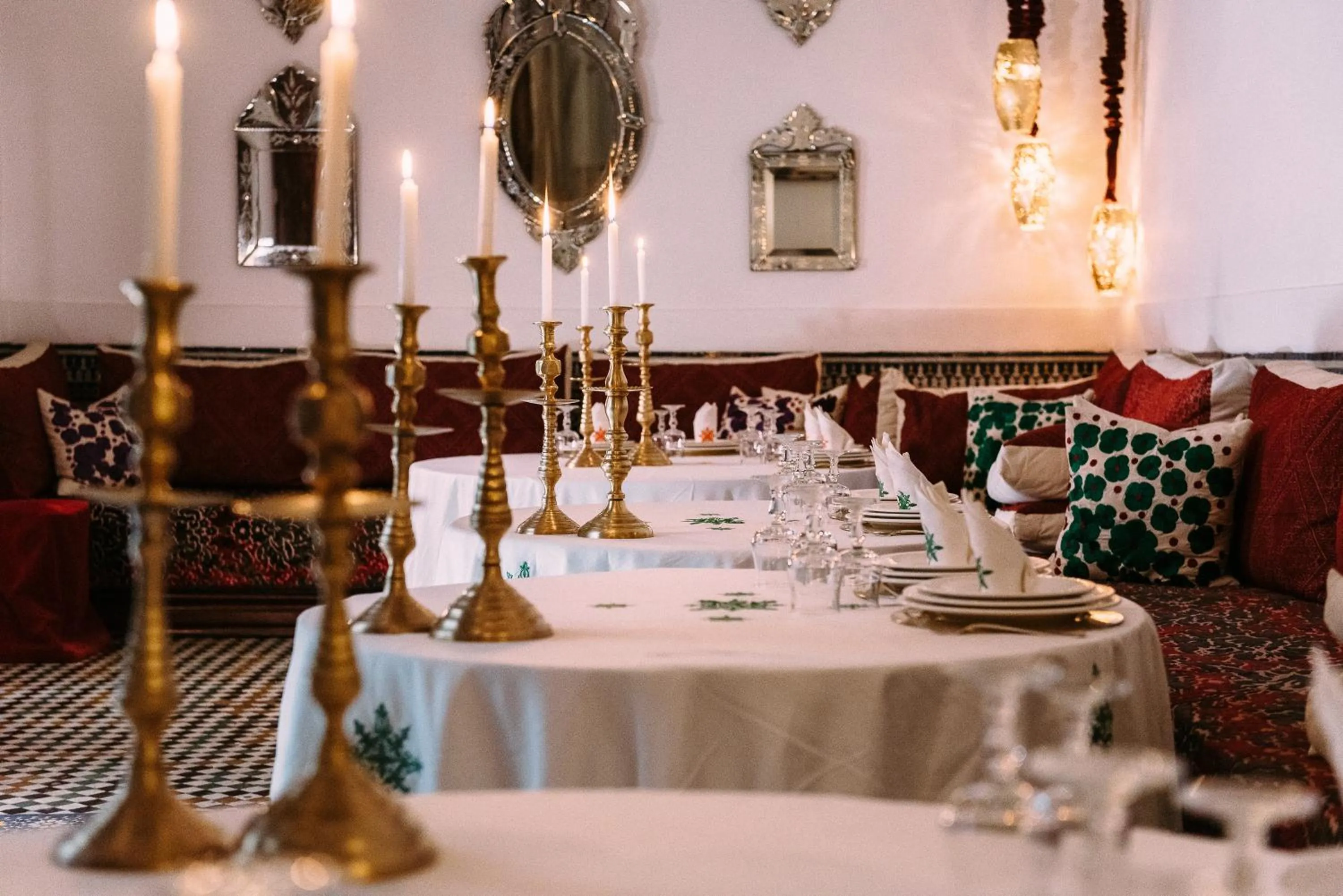 Restaurant/places to eat in La Maison Bleue Batha