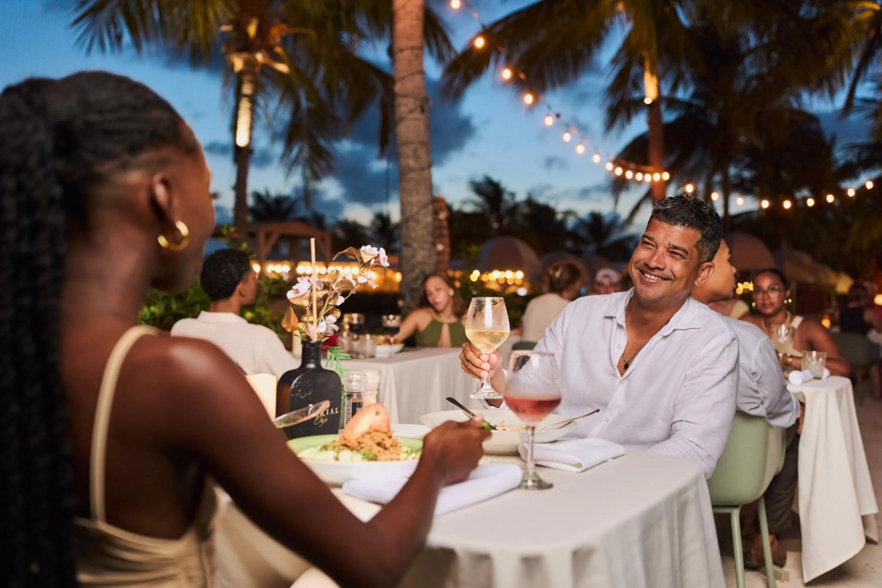 Restaurant/places to eat in Papagayo Beach Resort