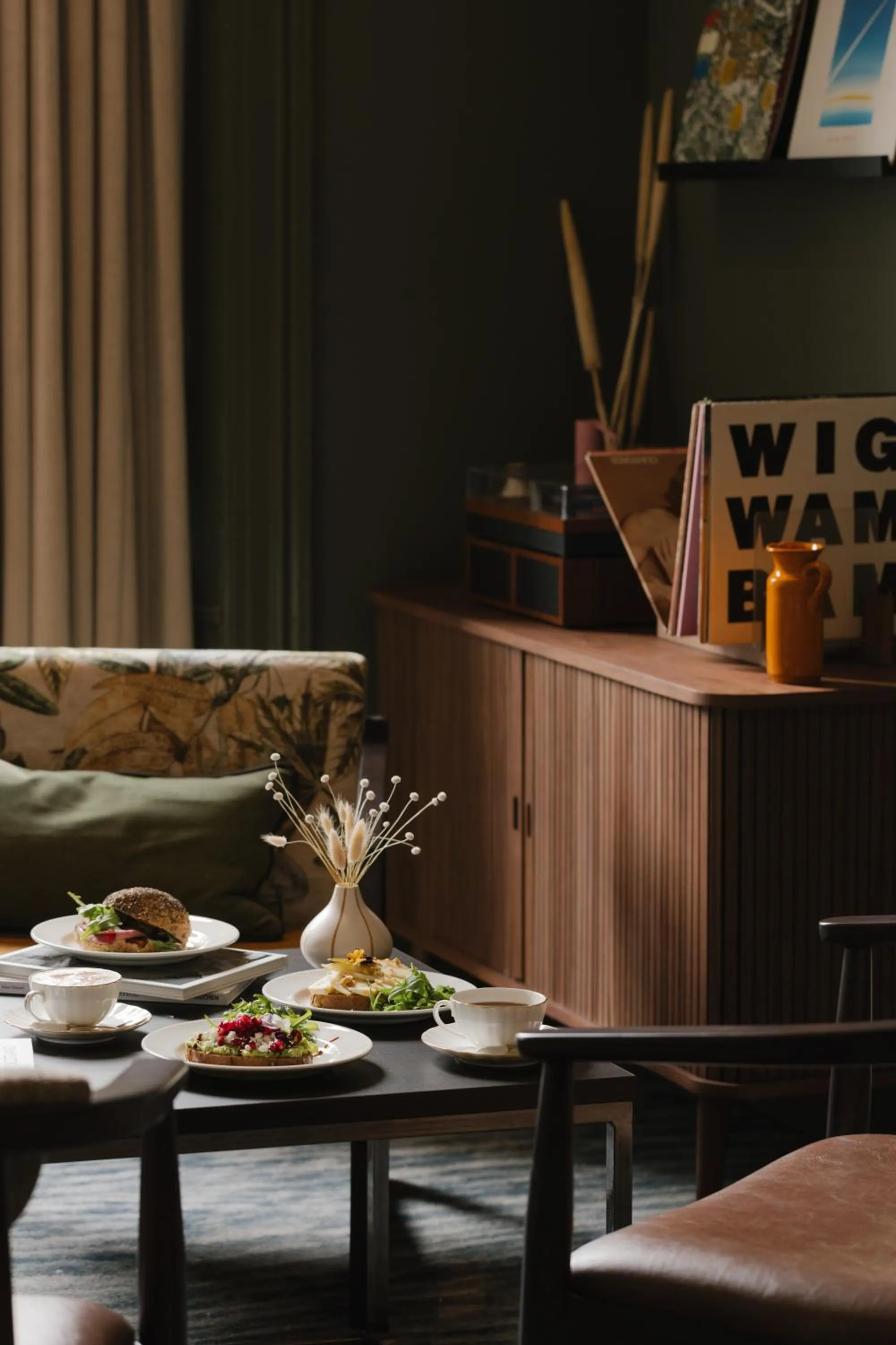 Lunch in Heeton Concept Aparthotel Edinburgh Queen Street