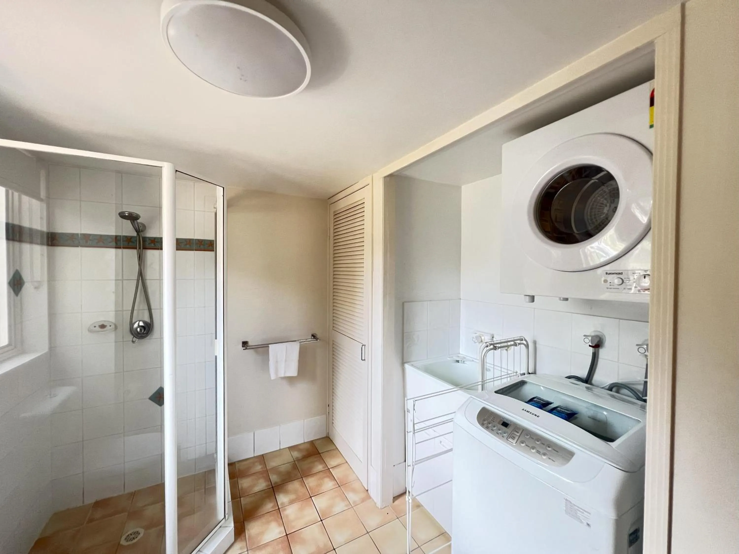 Shower in Montego Sands Resort