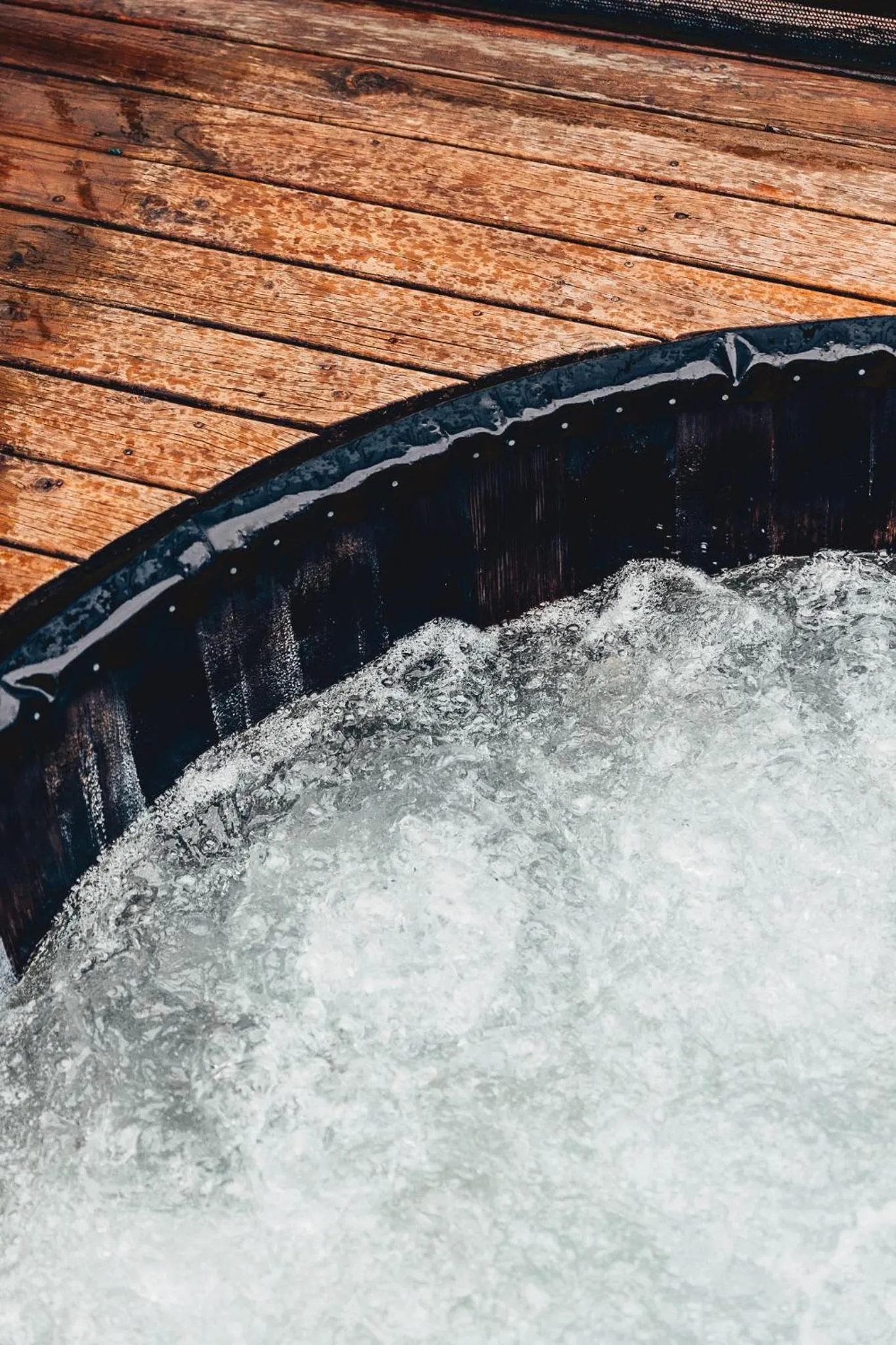 Hot Tub in Beach Holiday Apartments