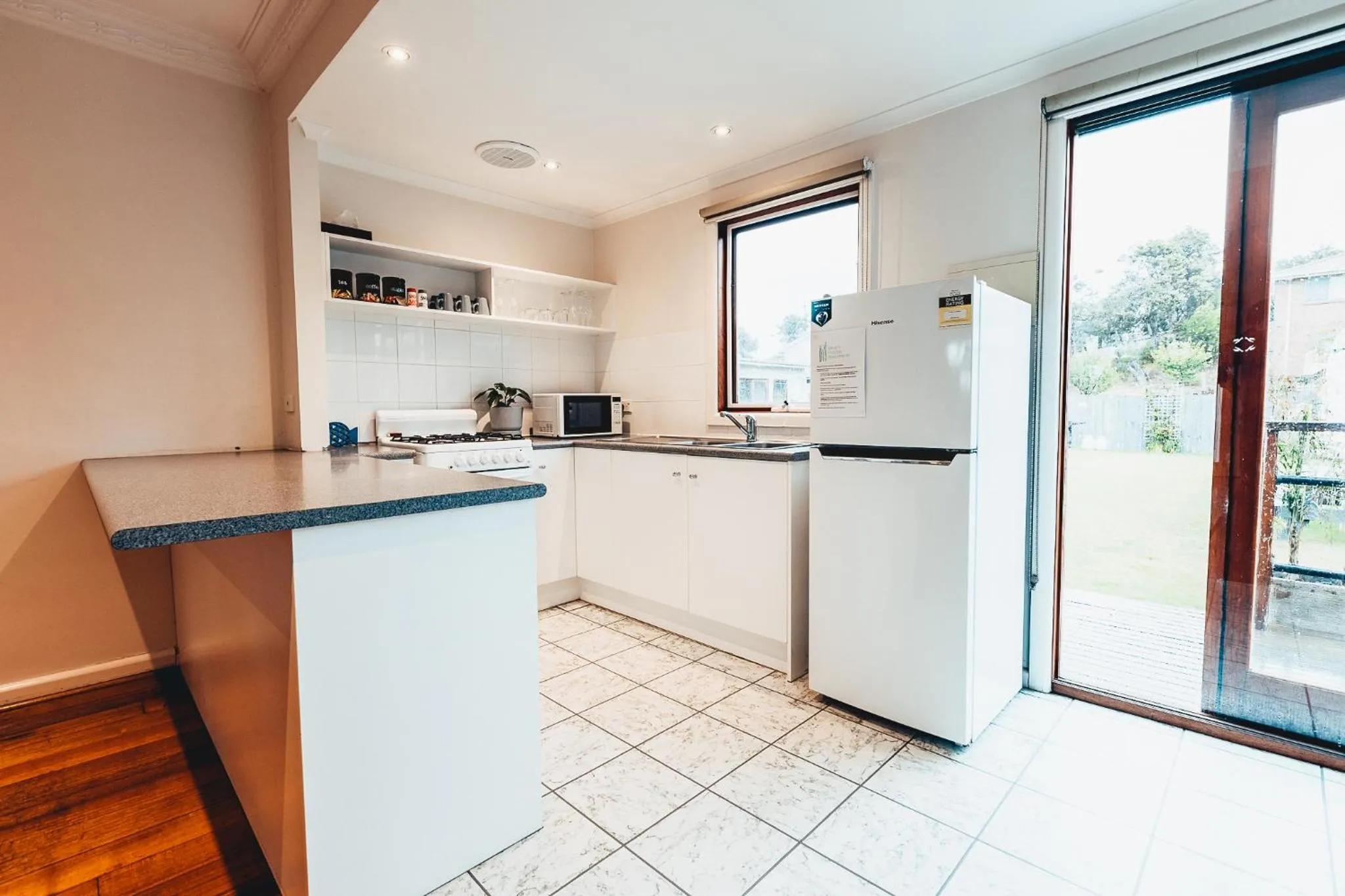 Kitchen or kitchenette in Beach Holiday Apartments