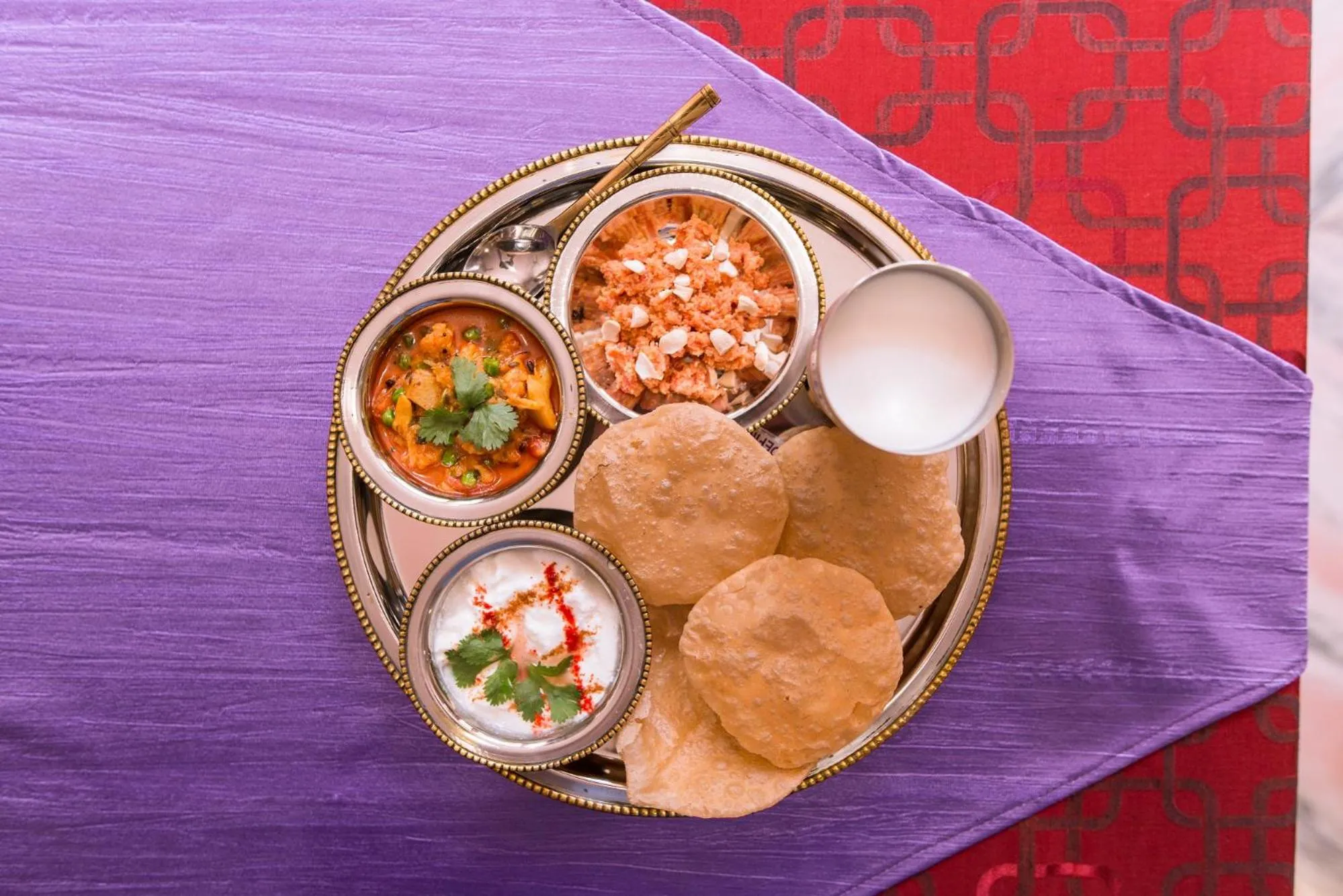 Food and drinks in Hotel Buddha