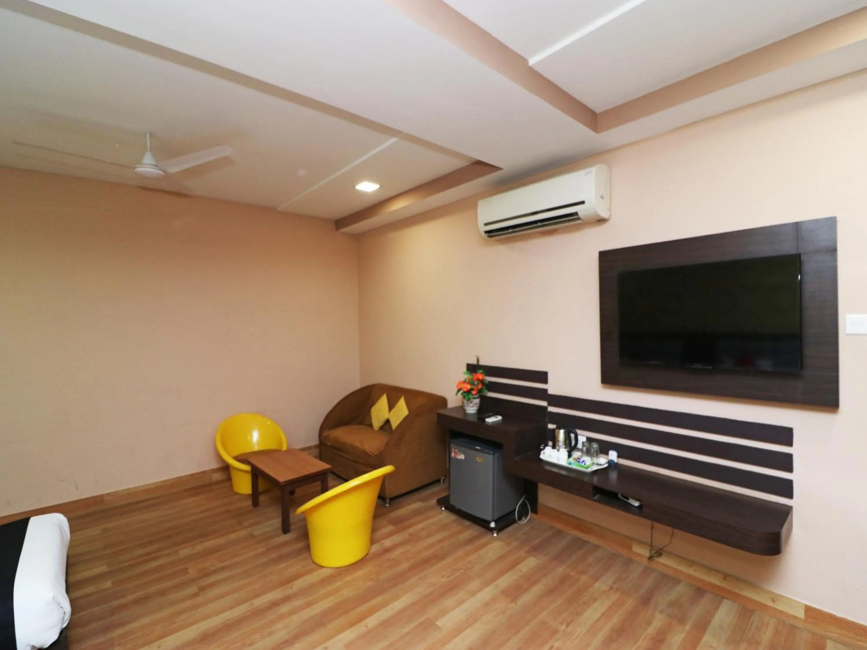 TV and multimedia in Hotel Buddha