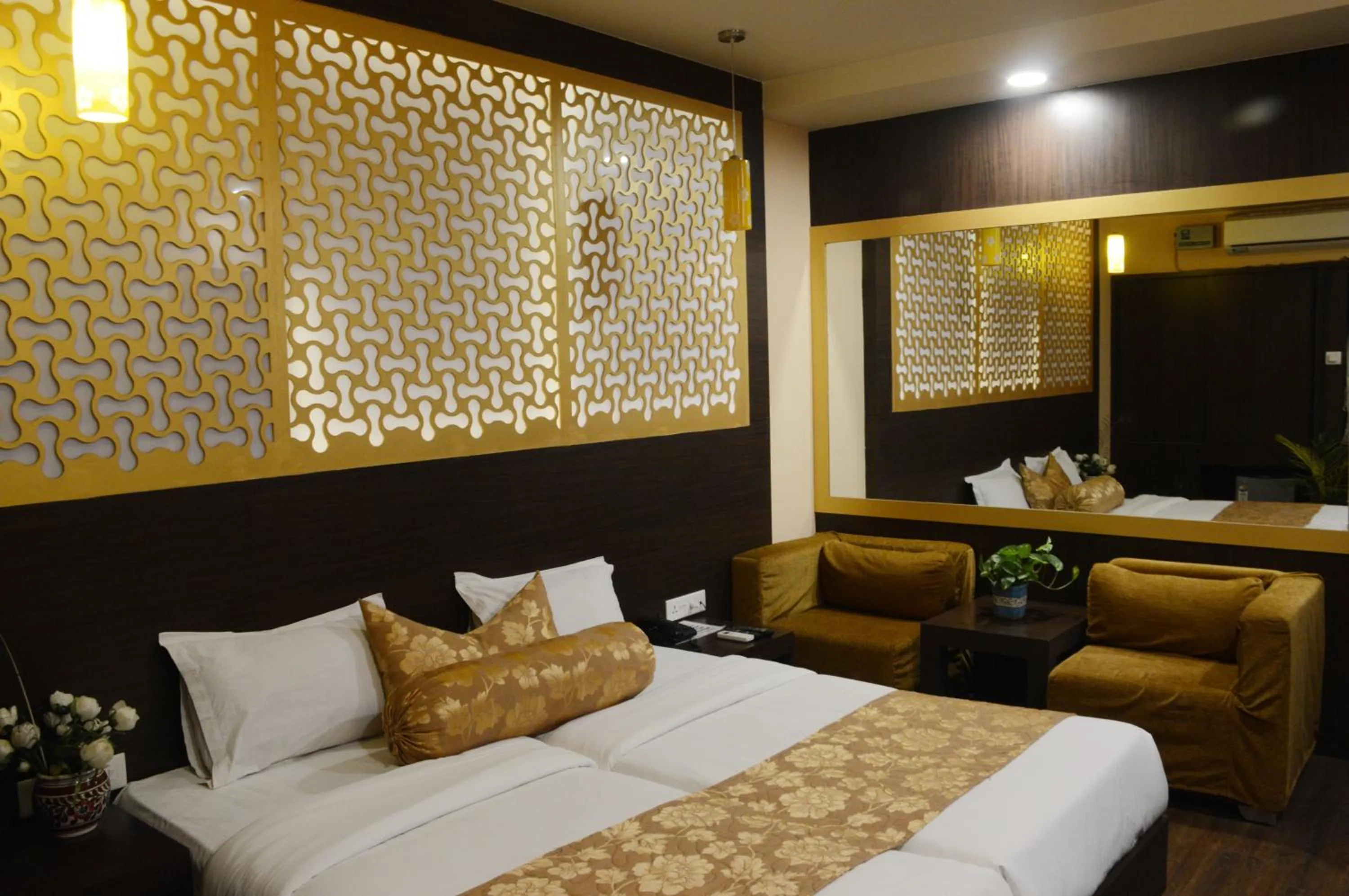 Photo of the whole room, Bed in Hotel Buddha