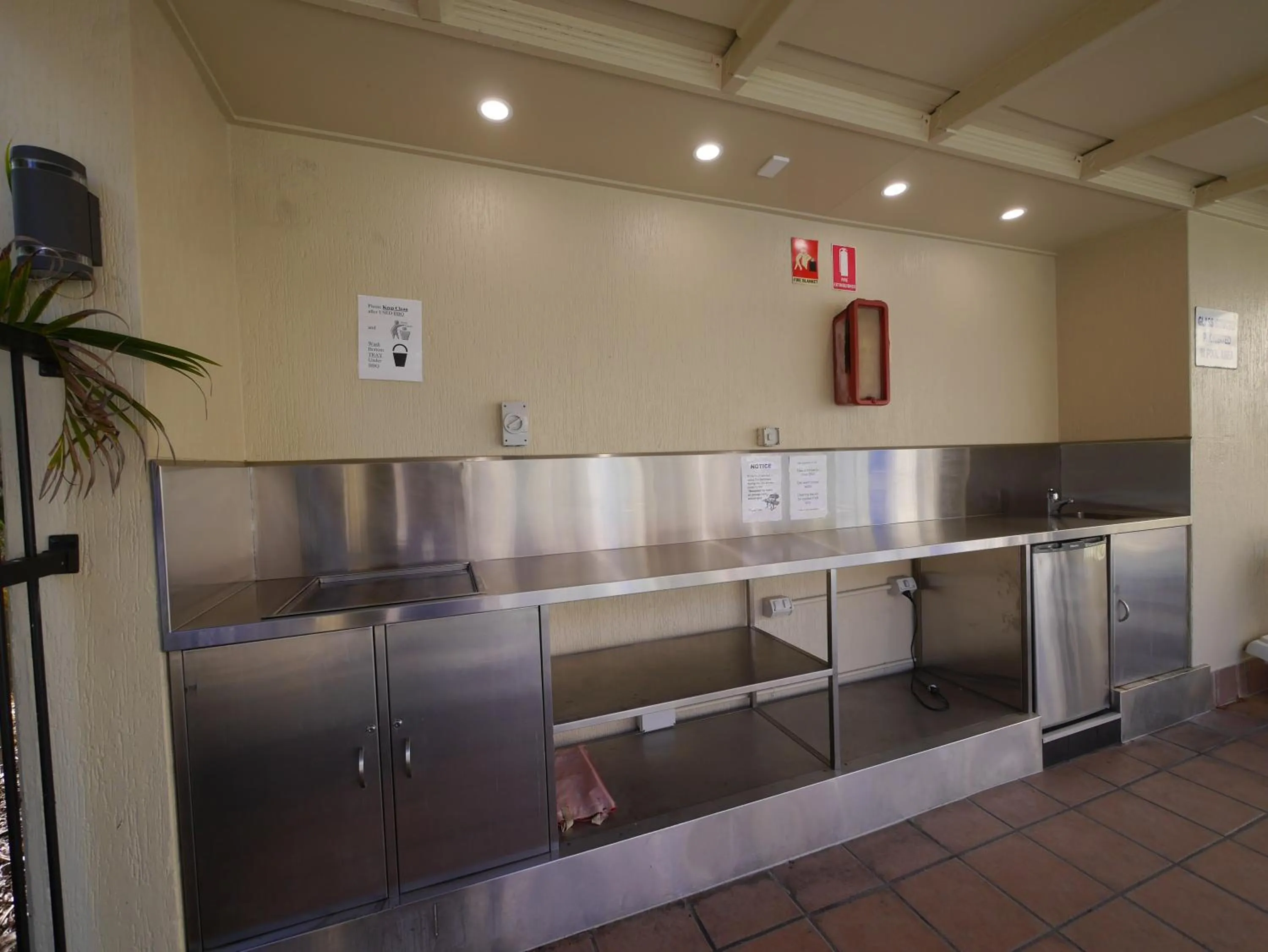 BBQ facilities in K Resort Surfers Paradise Apartments