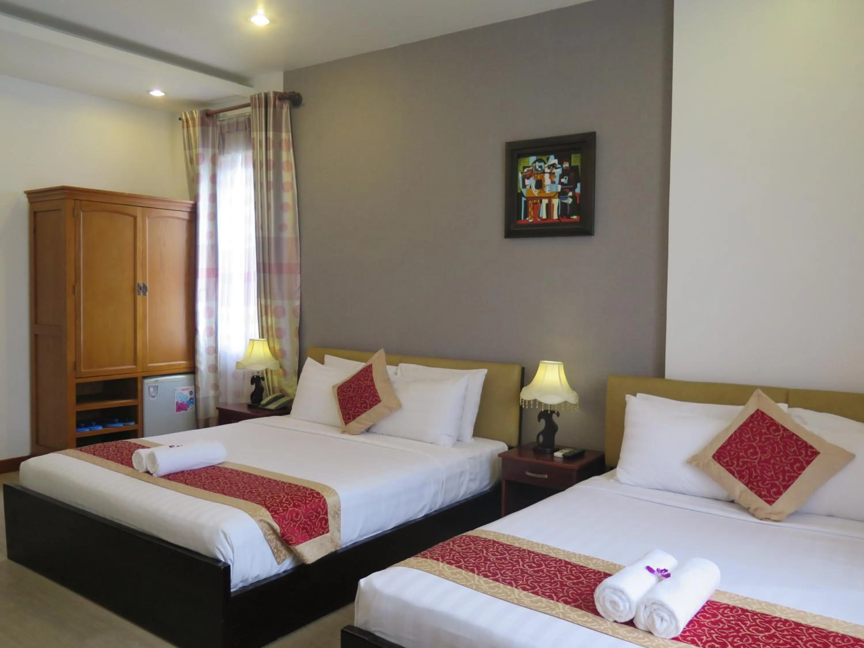 Bedroom in Sunflowers Hotel Airport