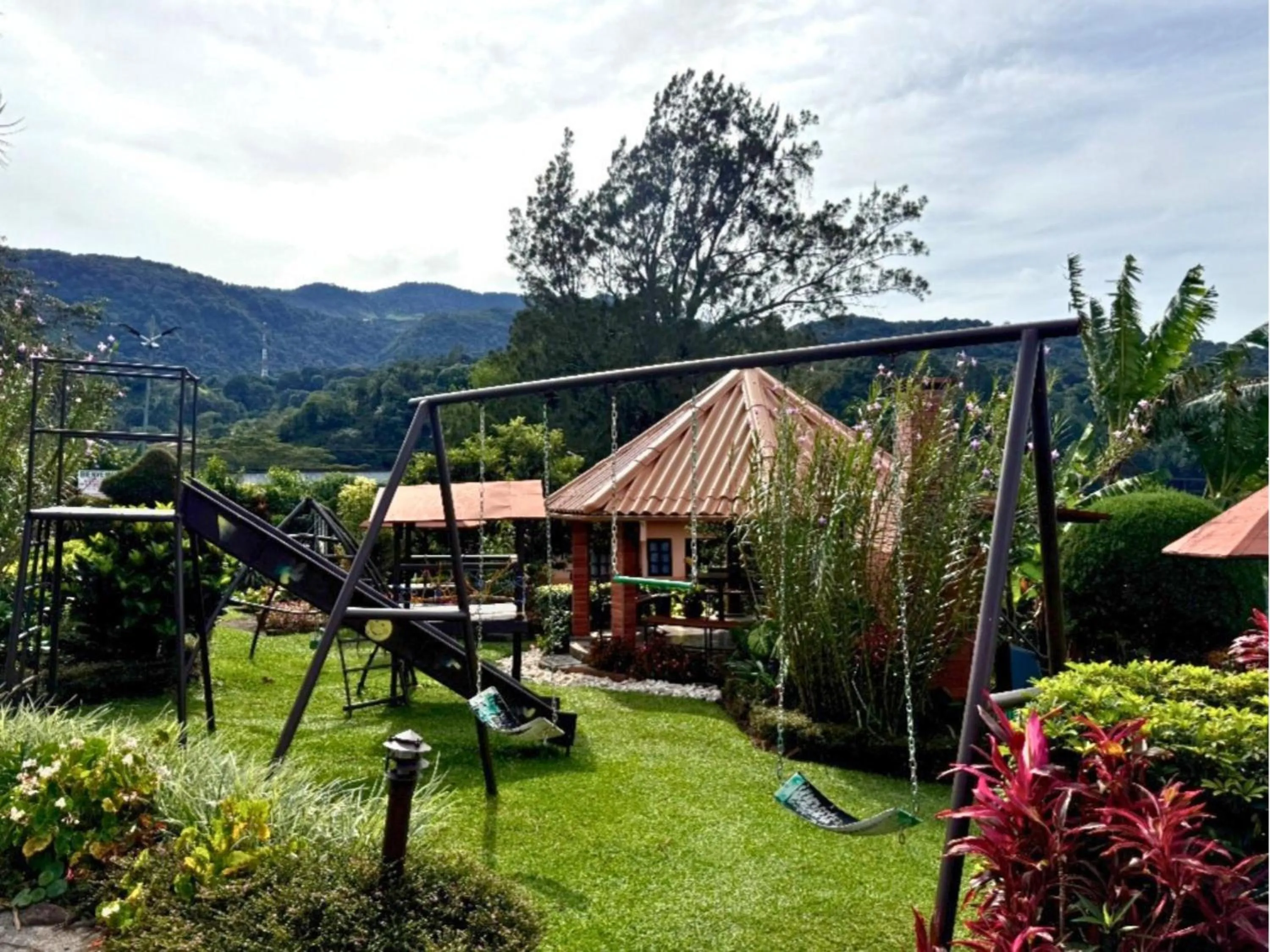 Garden in Aparthotel Los Pinos