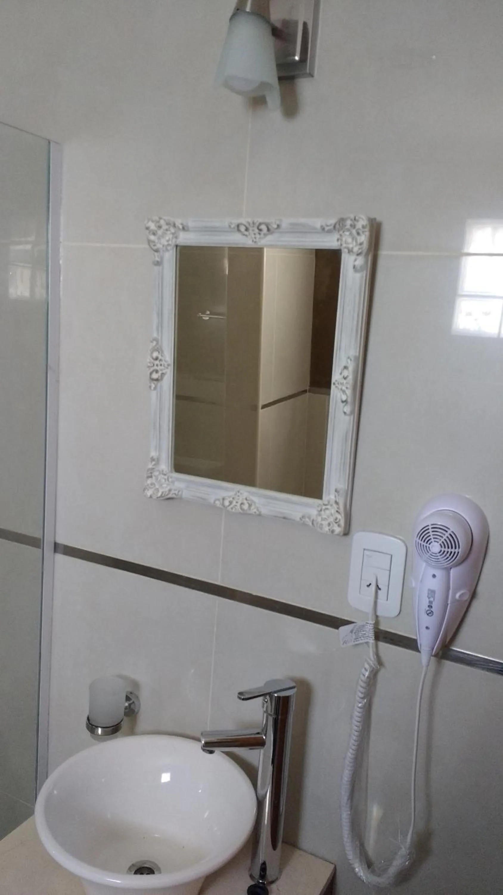 Bathroom in Ivy