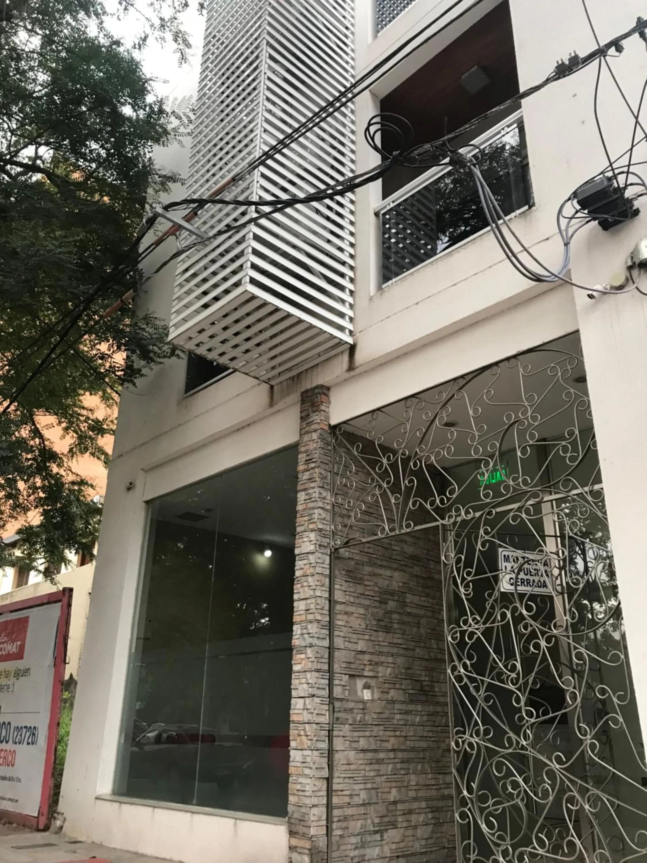Property building in Ivy