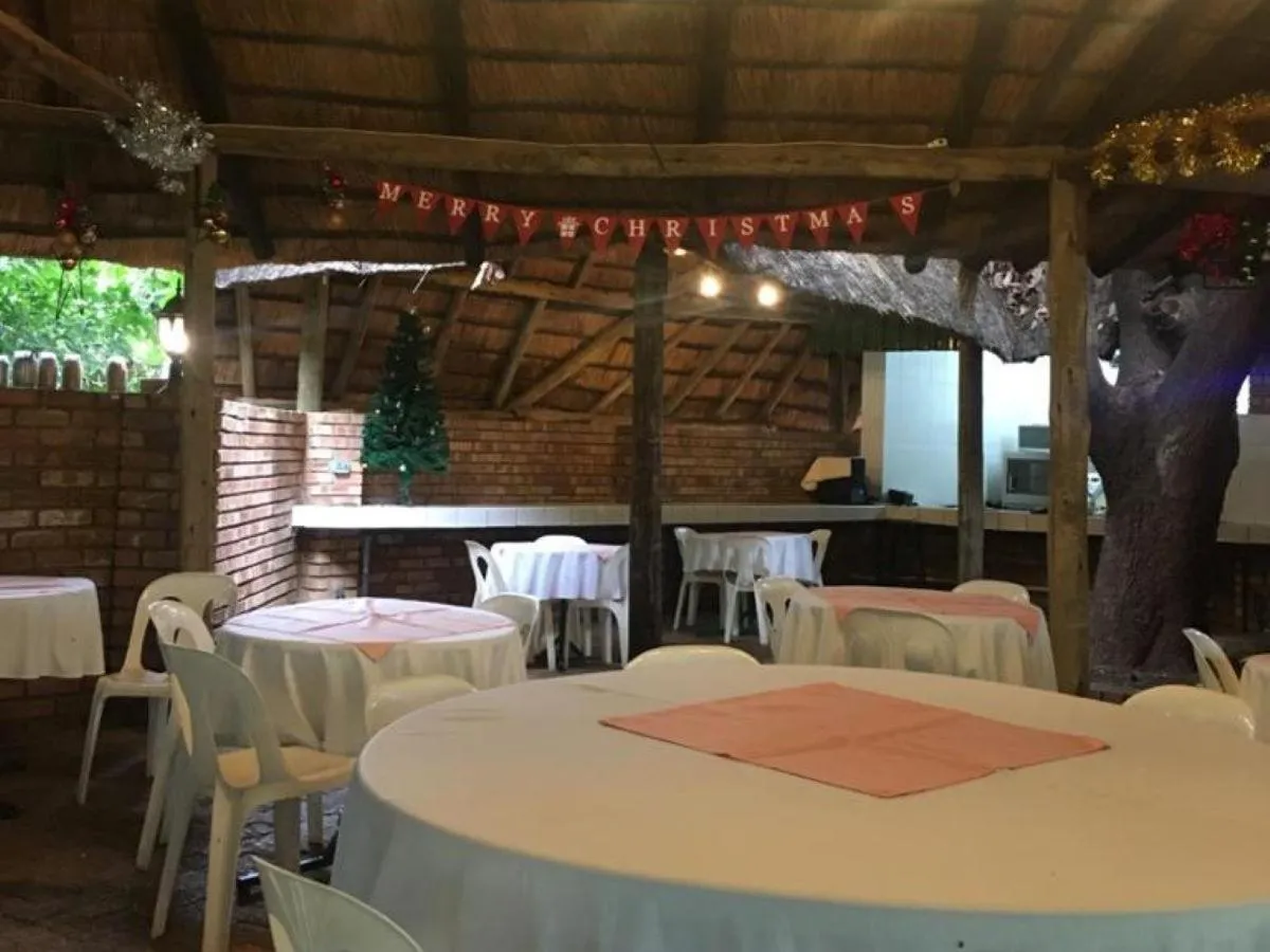 Dining area in Serowe Hotel