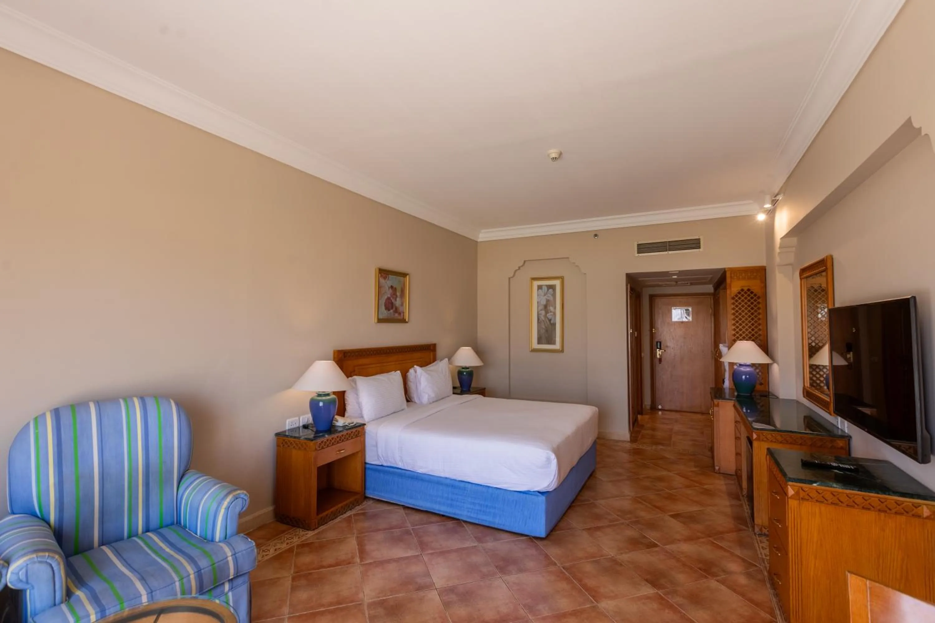 Bed in Old Palace Resort Sahl Hasheesh