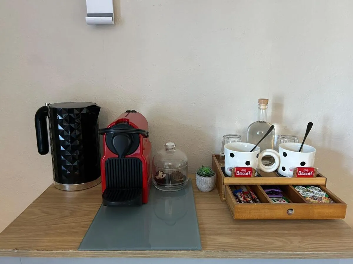 The Old Brasserie & Rooms @ no.8