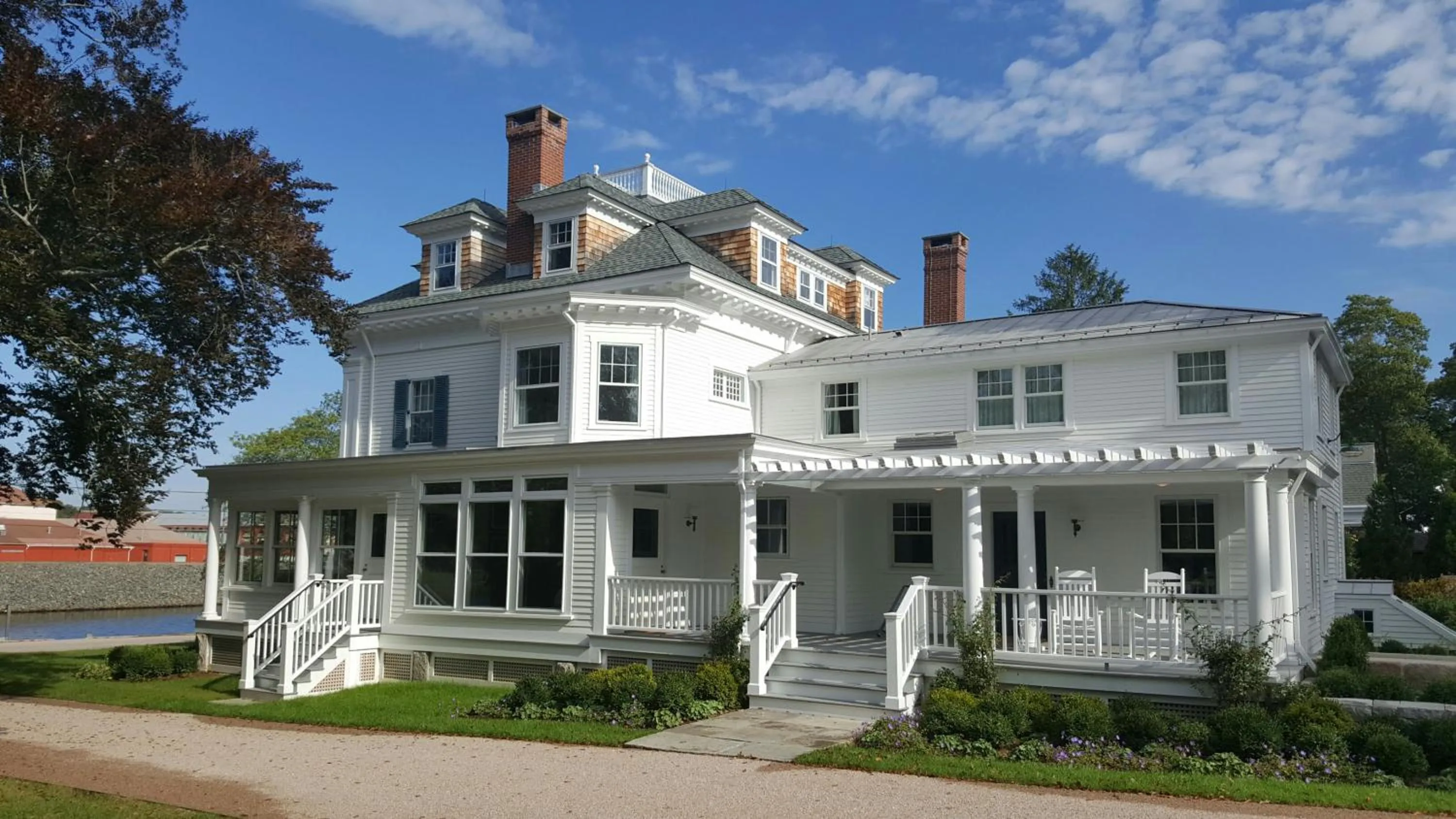 Margin Street Inn