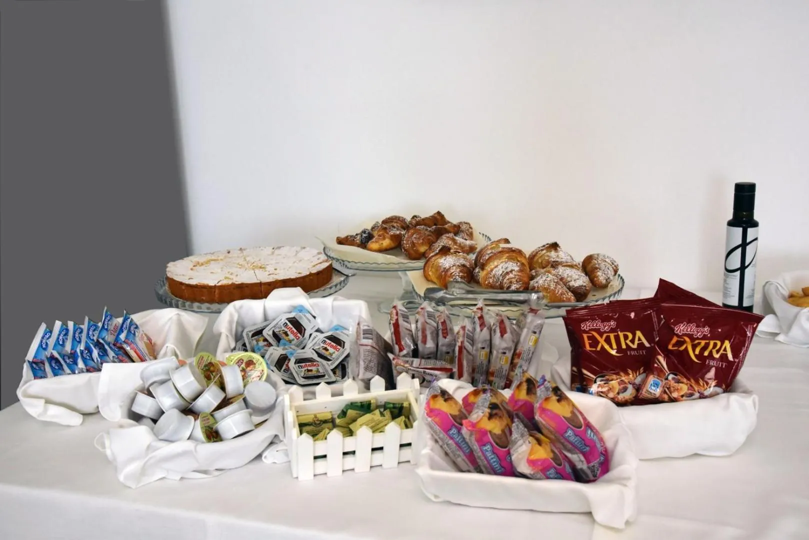 Buffet breakfast in Hotel Belsito