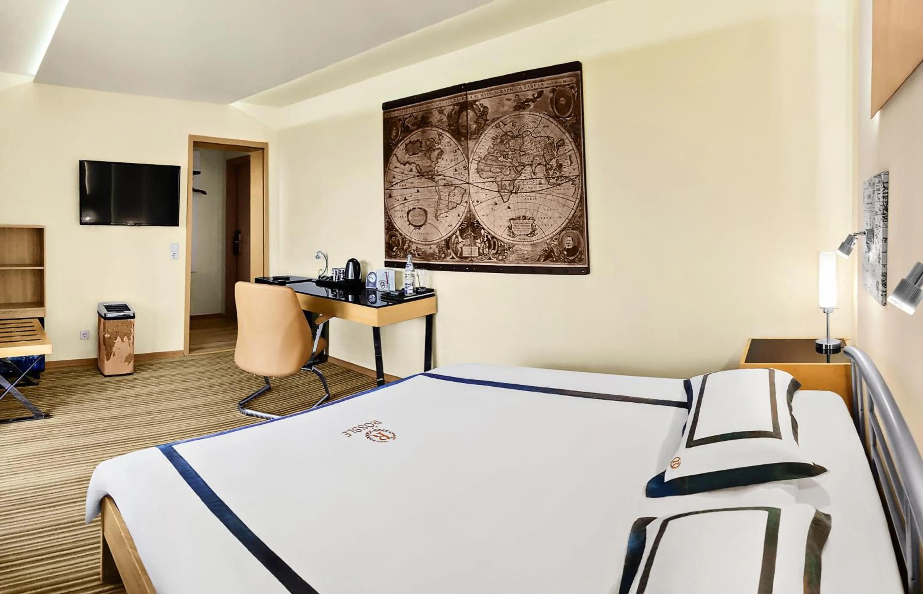 Bed in Hotel Rössle