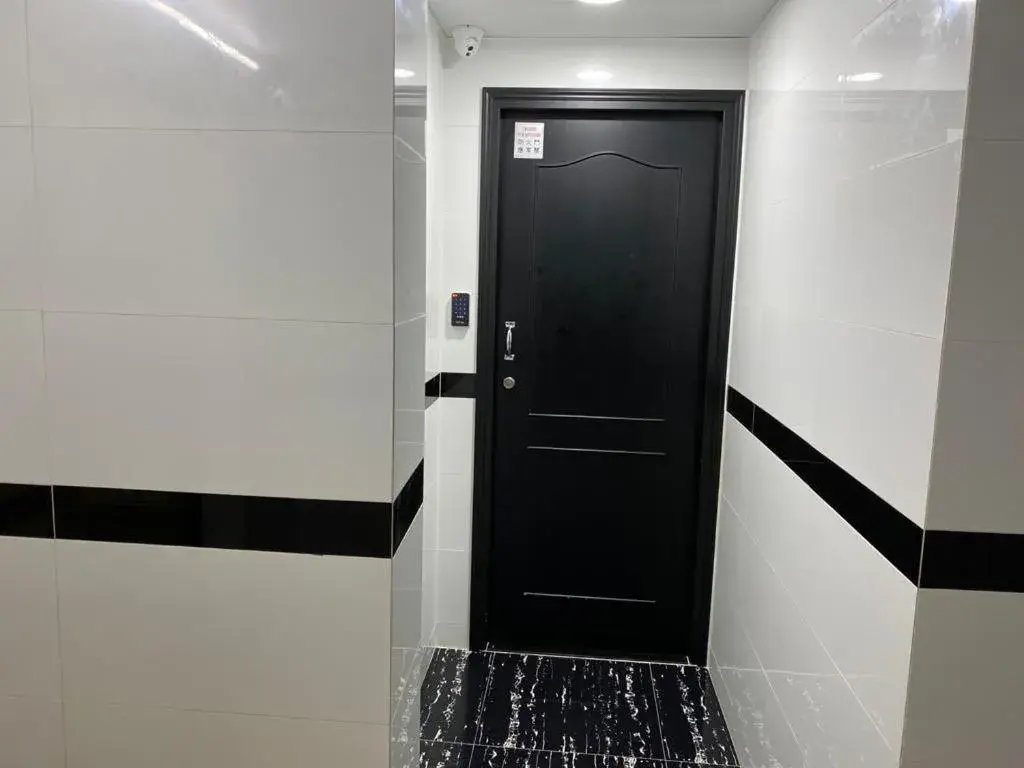 Property building in Days Hostel Block D 24 HOUR RECEPTION BLOCK D 10TH FLOOR Property building in Days Hostel Block D 24 HOUR RECEPTION BLOCK D 10TH FLOOR