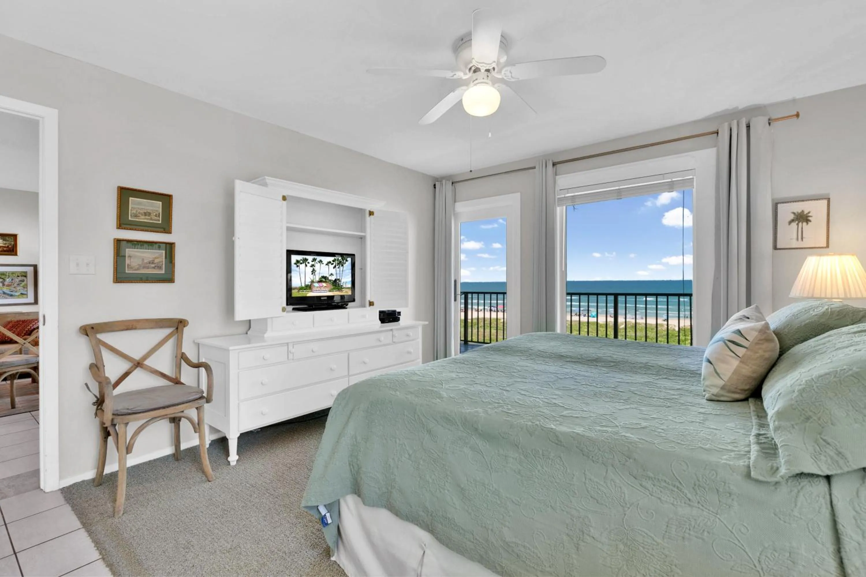 Bedroom, Bed in Beach House Condo Unit #401
