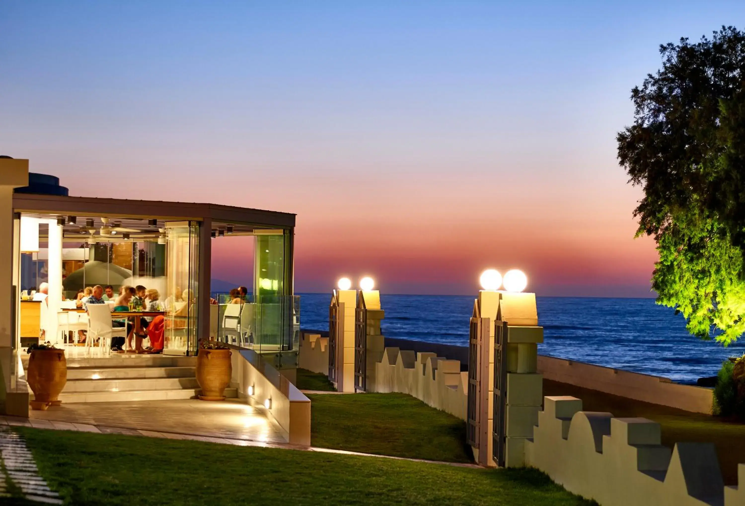 Restaurant/places to eat in Serita Beach Hotel Restaurant/places to eat in Serita Beach Hotel