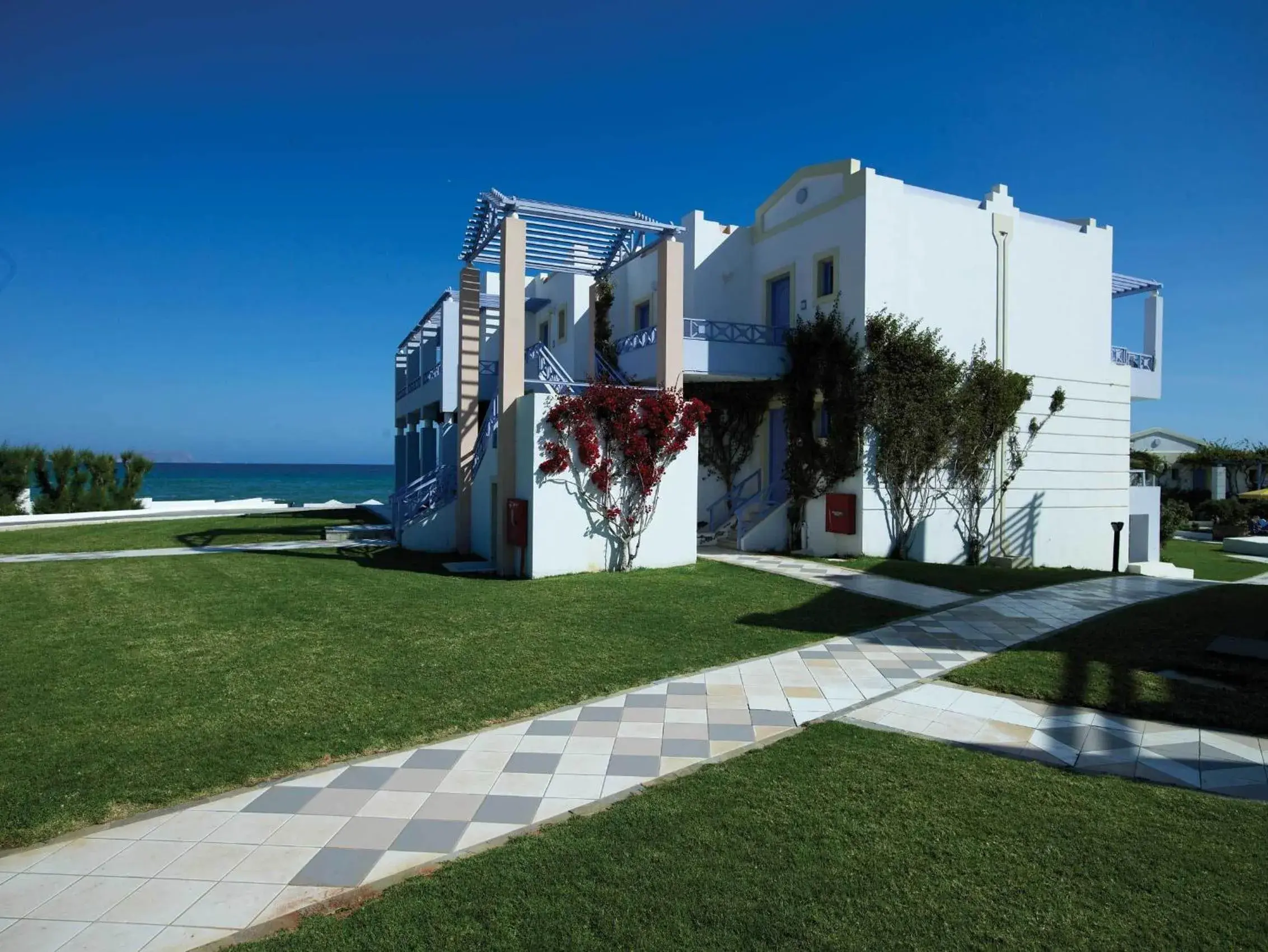 Property building in Serita Beach Hotel Property building in Serita Beach Hotel