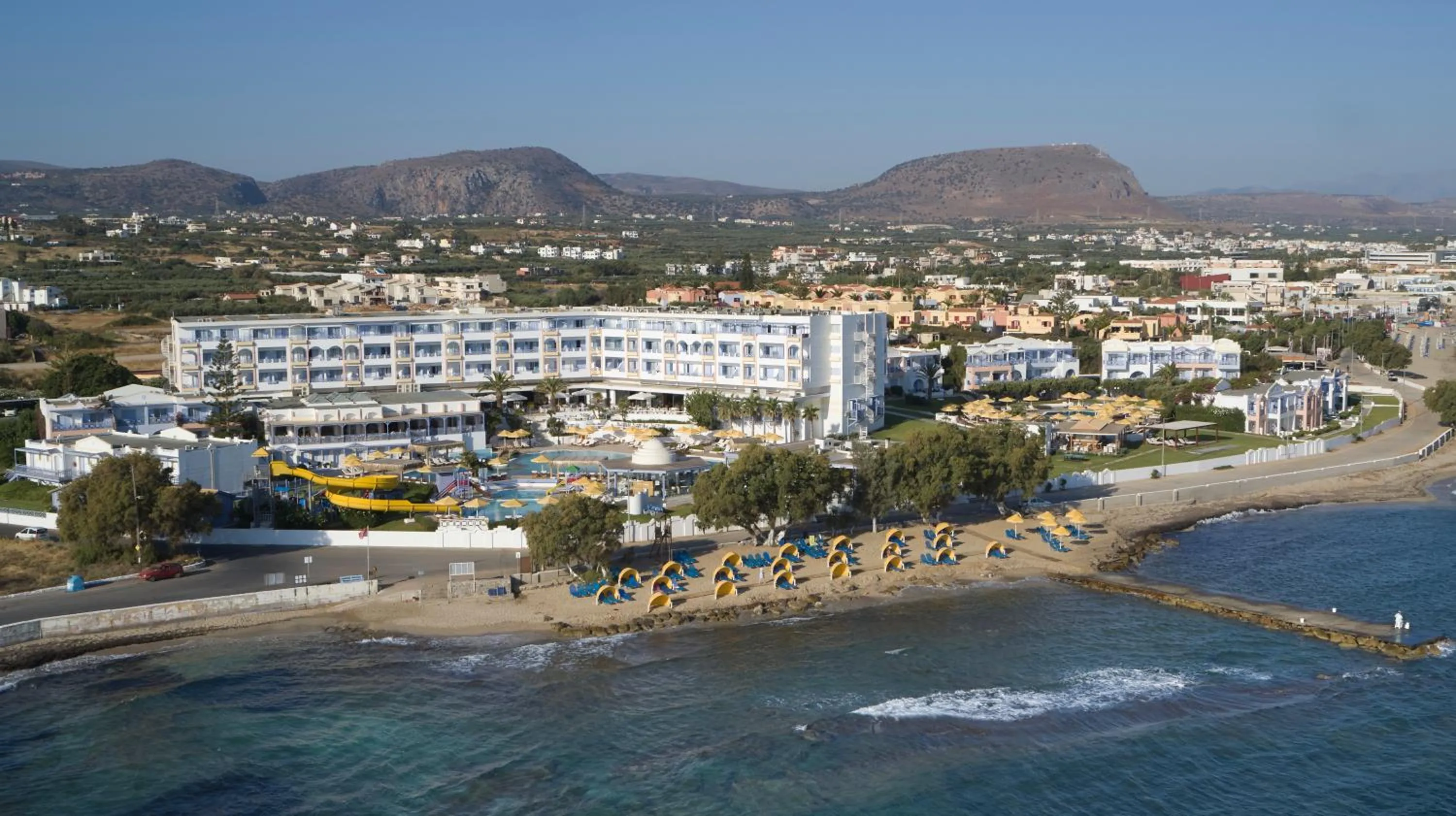 Property building in Serita Beach Hotel