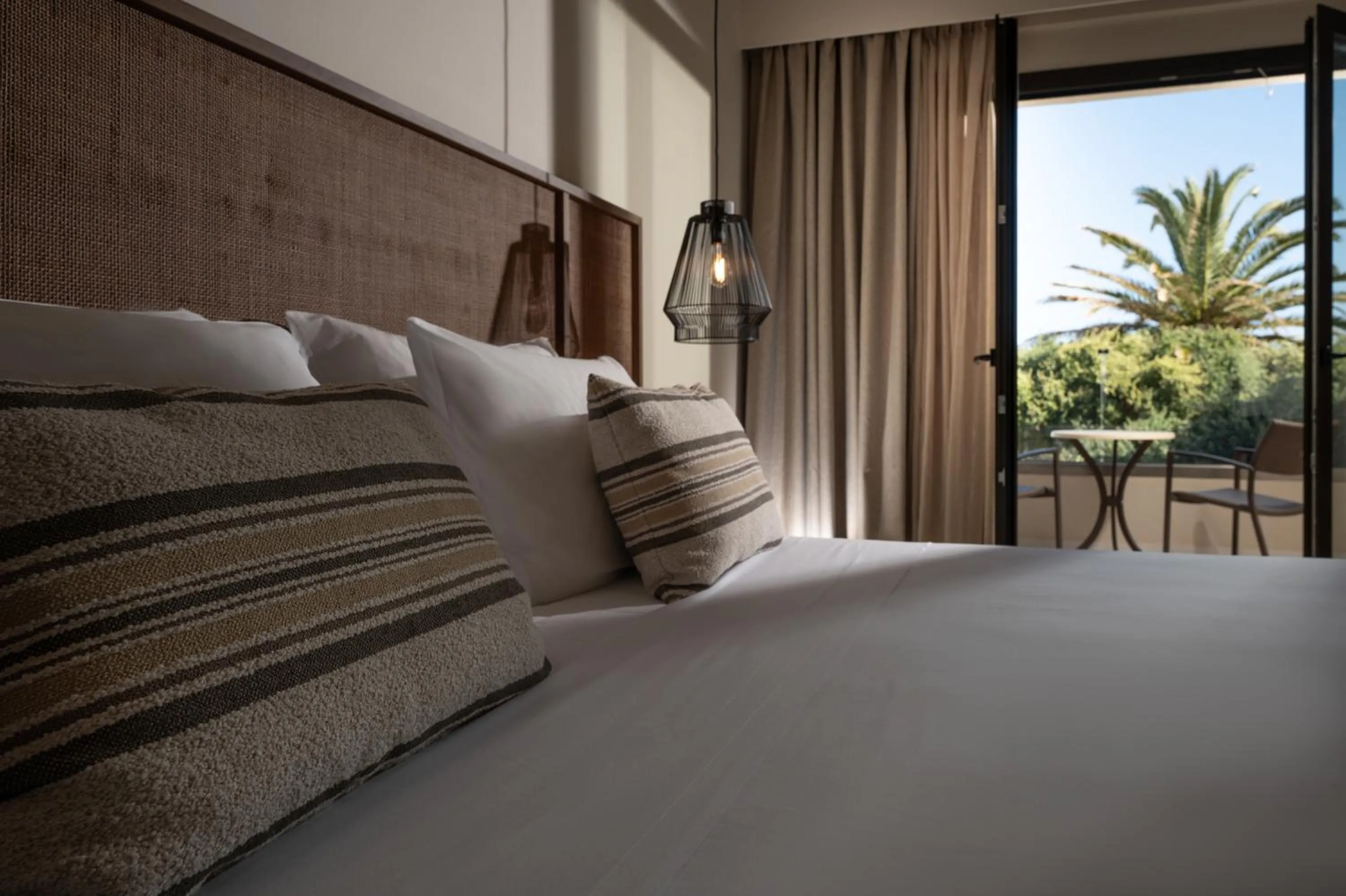 Bed in Oya Beach Resort
