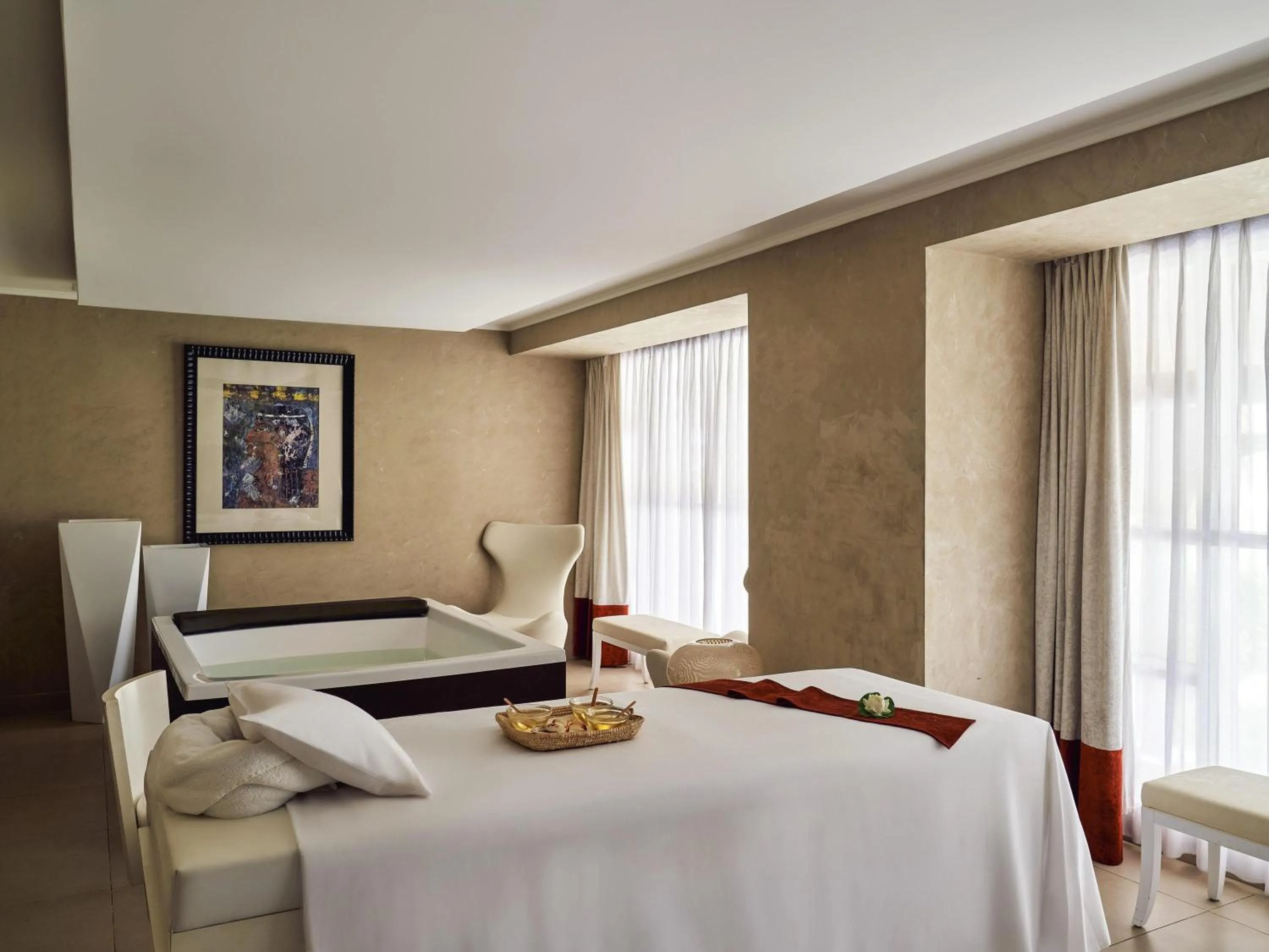 Spa and wellness centre/facilities, Bed in Sofitel Legend Old Cataract