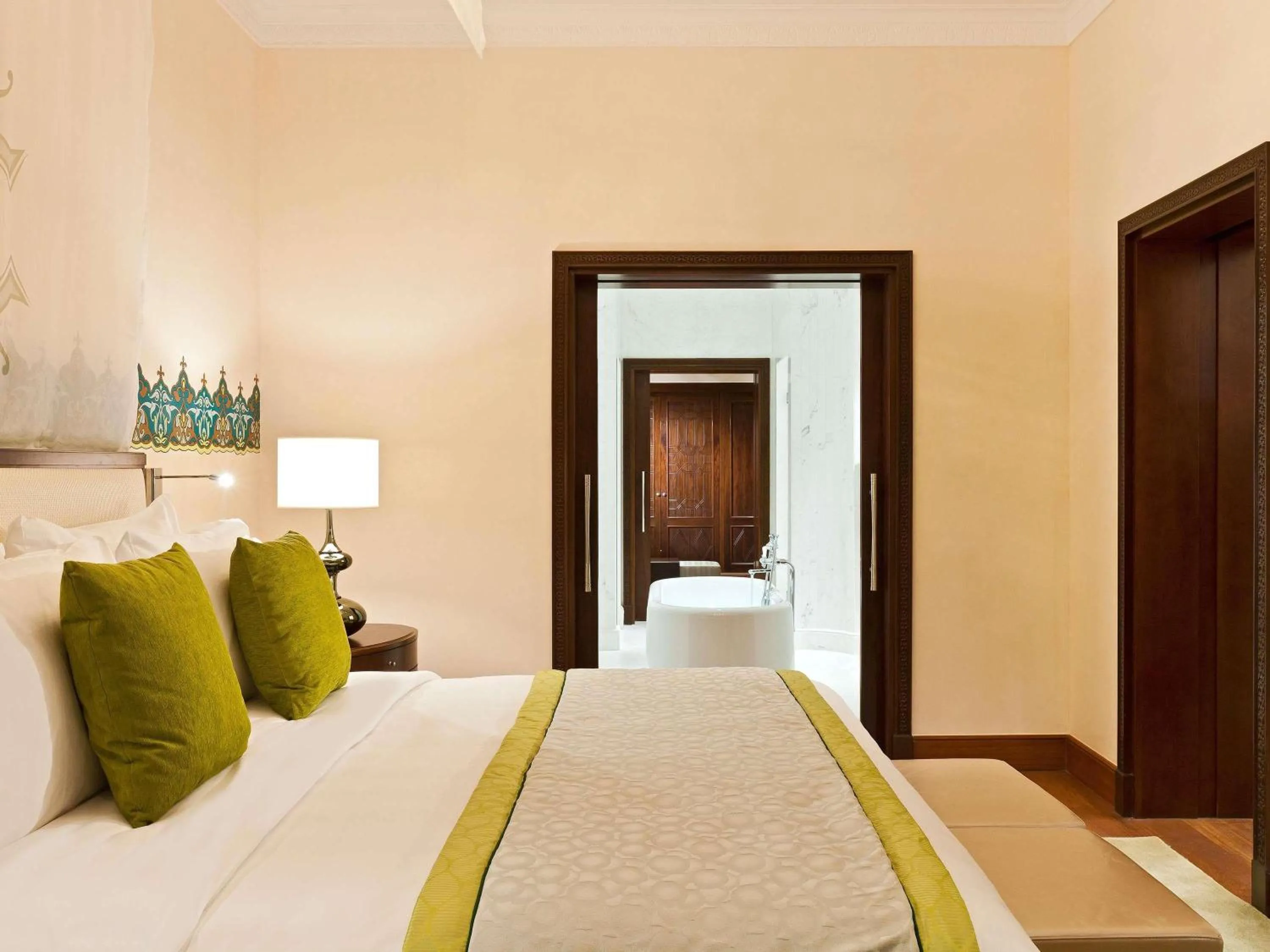 Bedroom, Bed in Sofitel Legend Old Cataract