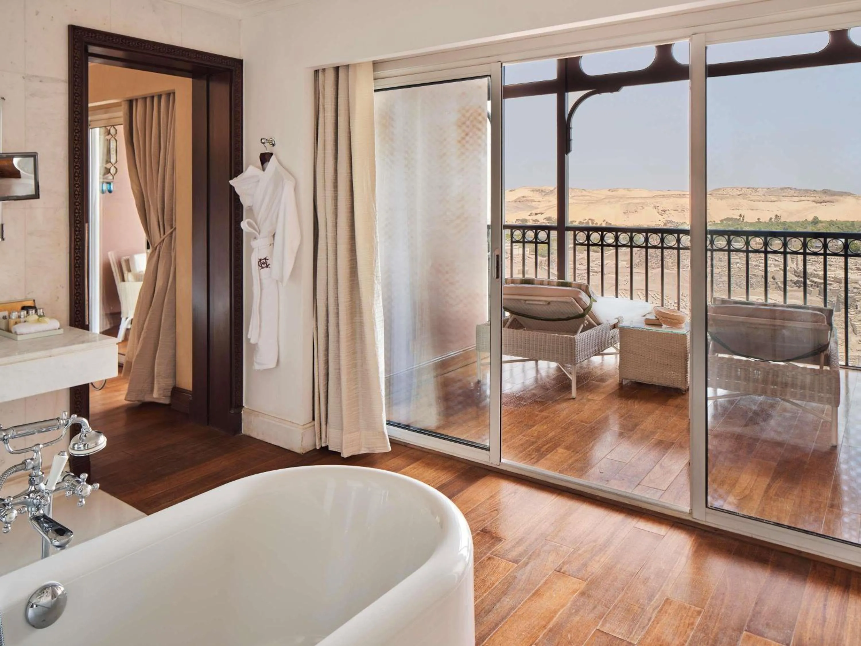 Bedroom in Sofitel Legend Old Cataract