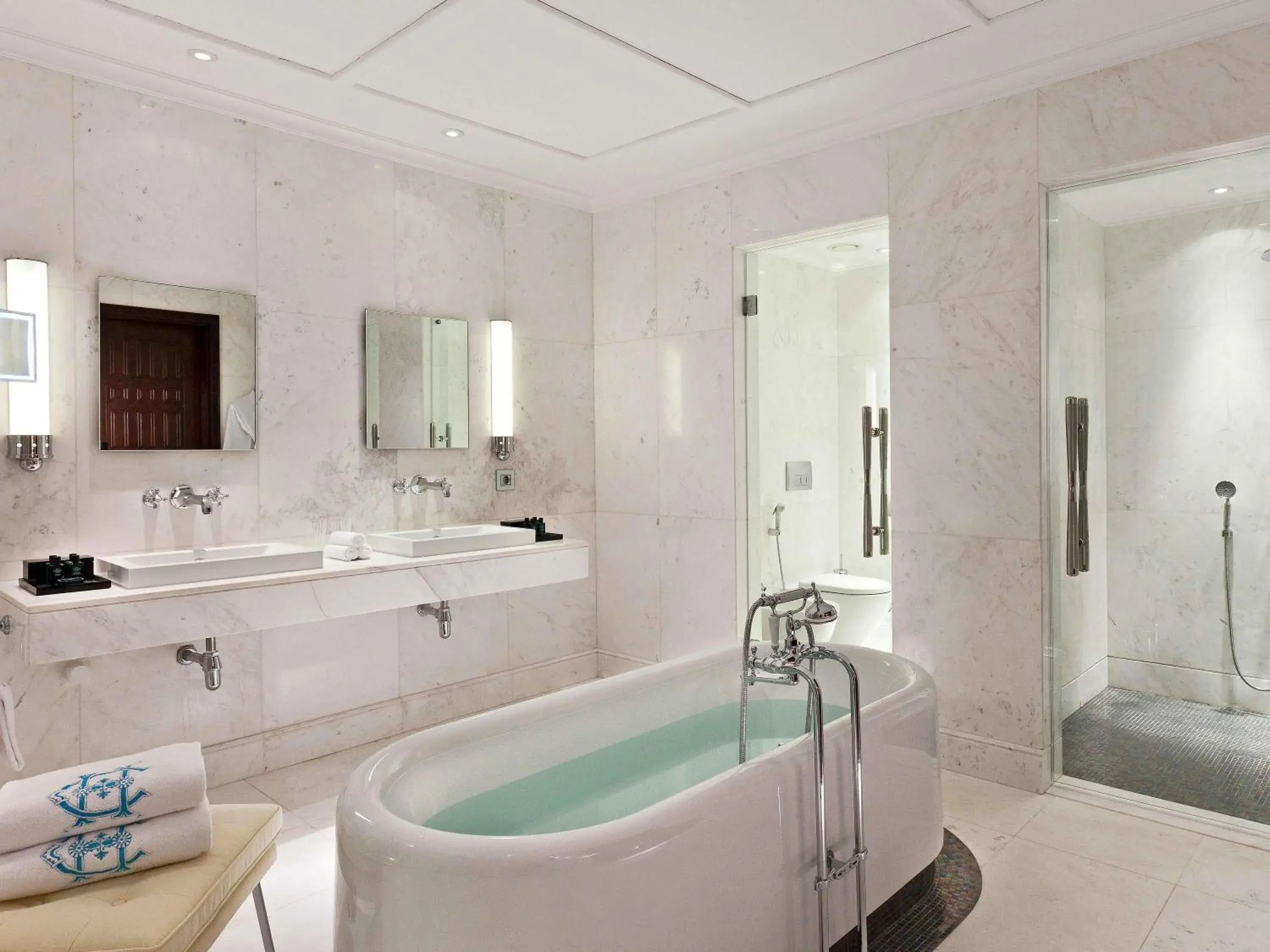 Bedroom in Sofitel Legend Old Cataract Bedroom in Sofitel Legend Old Cataract