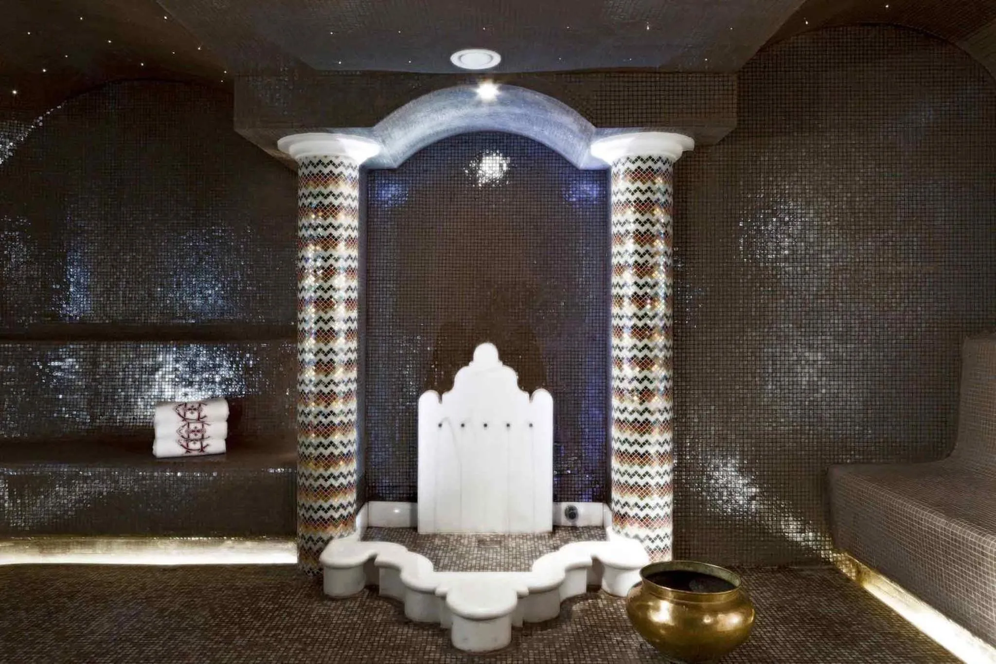 Spa and wellness centre/facilities in Sofitel Legend Old Cataract