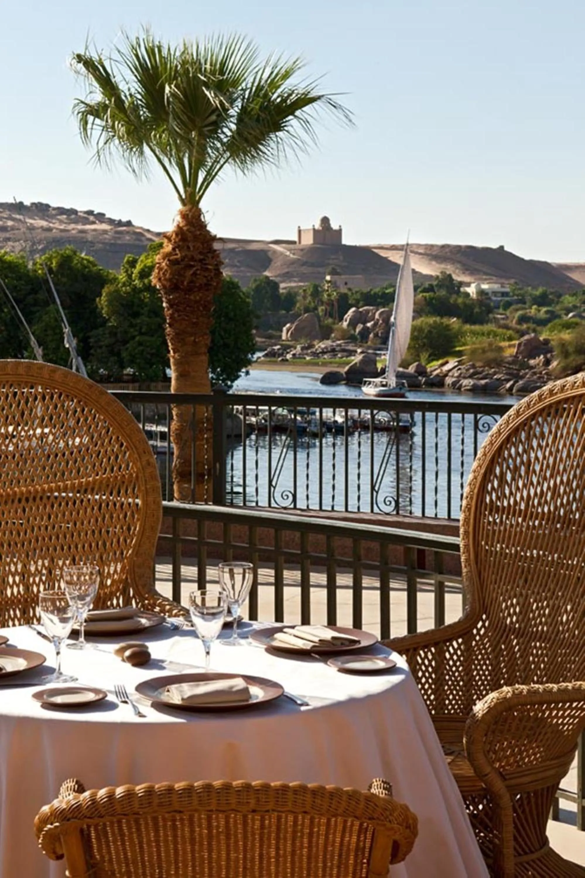 Restaurant/places to eat in Sofitel Legend Old Cataract