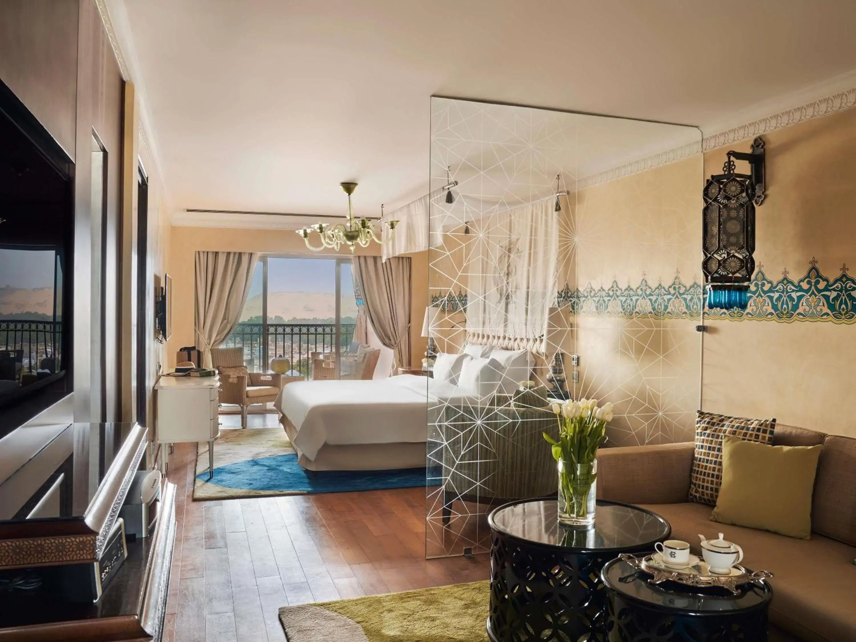 Bedroom, Bed in Sofitel Legend Old Cataract Bedroom, Bed in Sofitel Legend Old Cataract