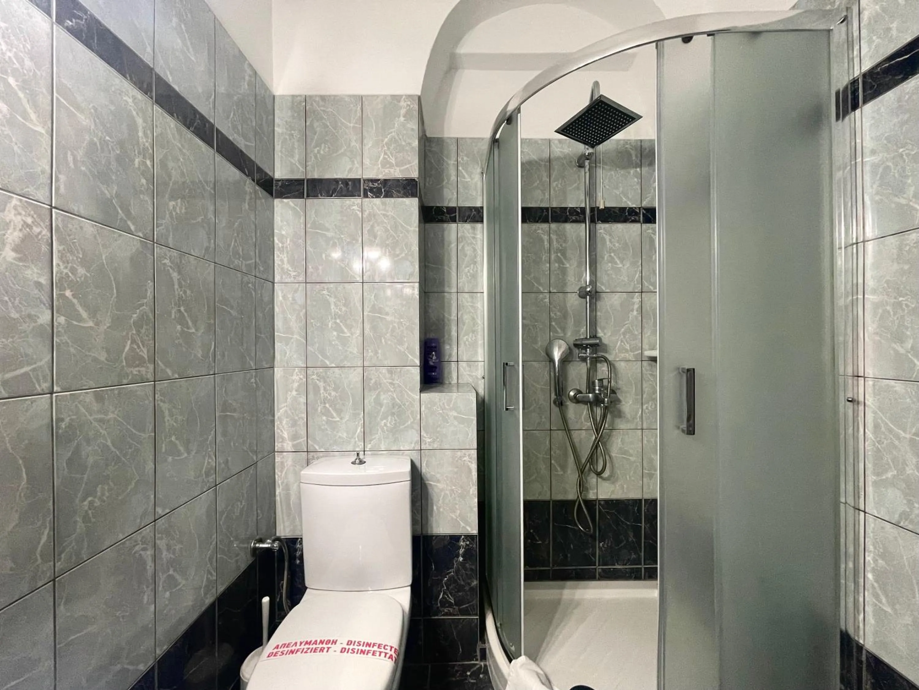 Shower in Albatros Hotel