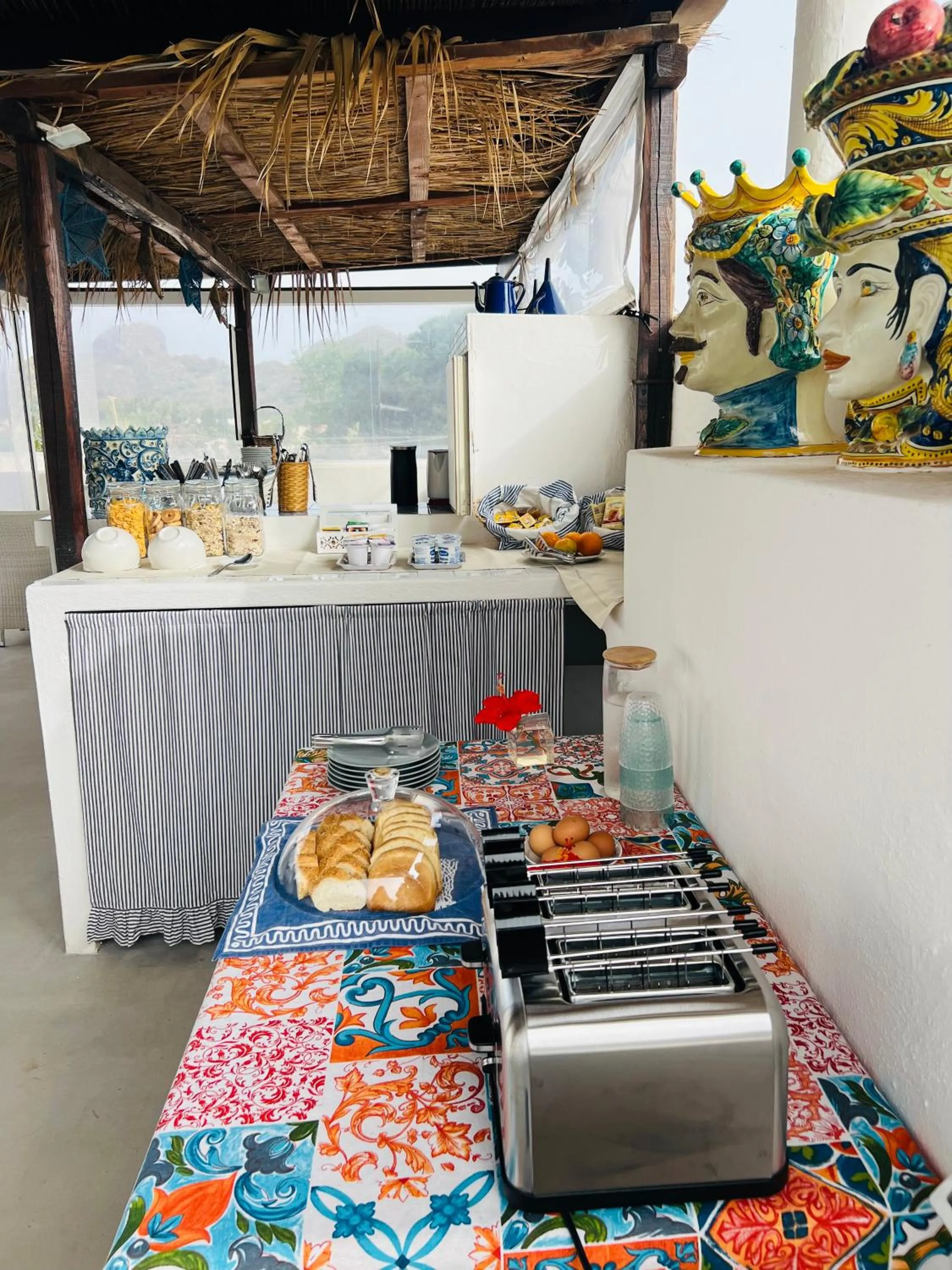 Breakfast in La Giara