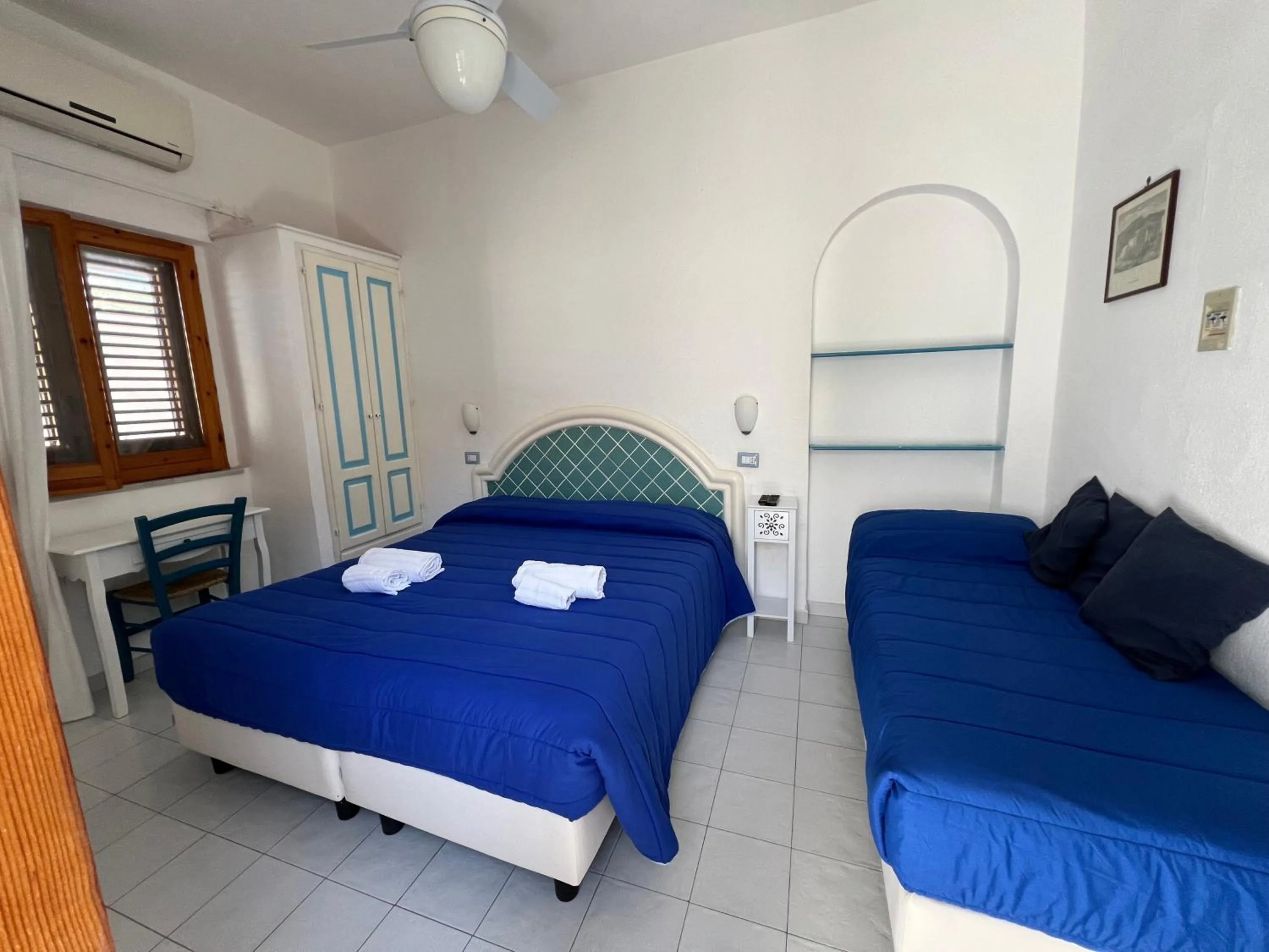 Photo of the whole room, Bed in La Giara