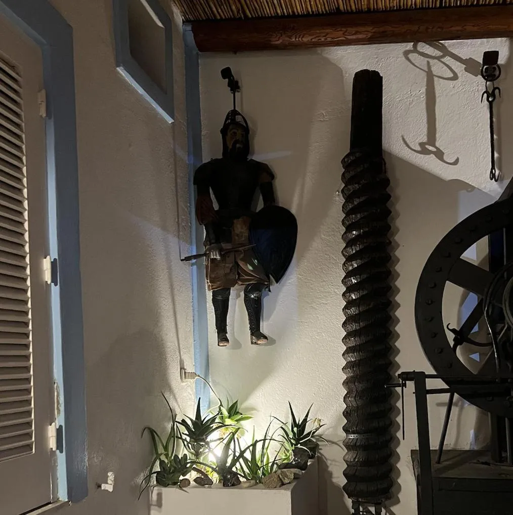 Decorative detail in La Giara