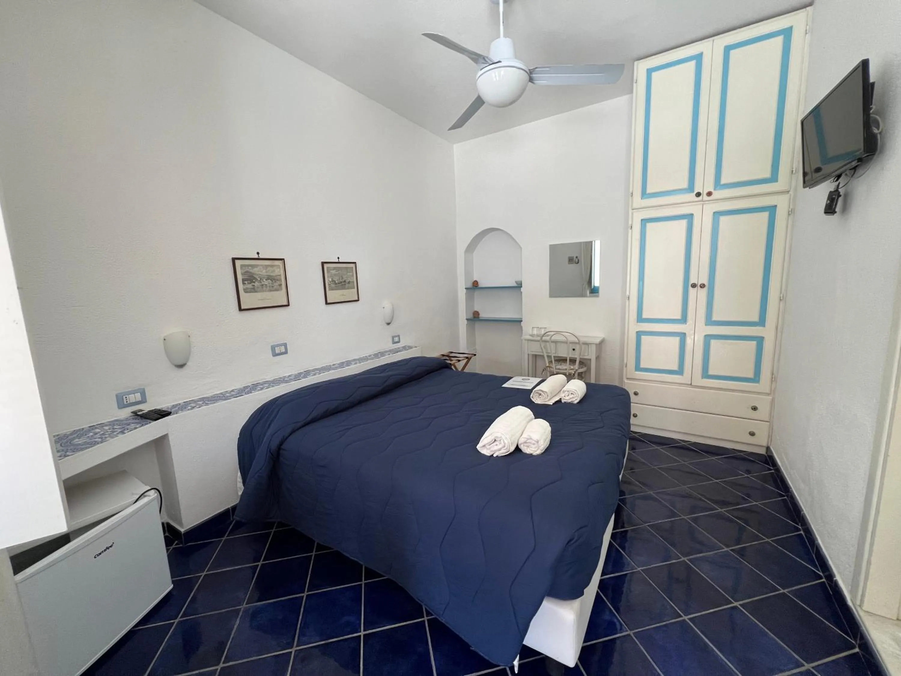 Photo of the whole room, Bed in La Giara