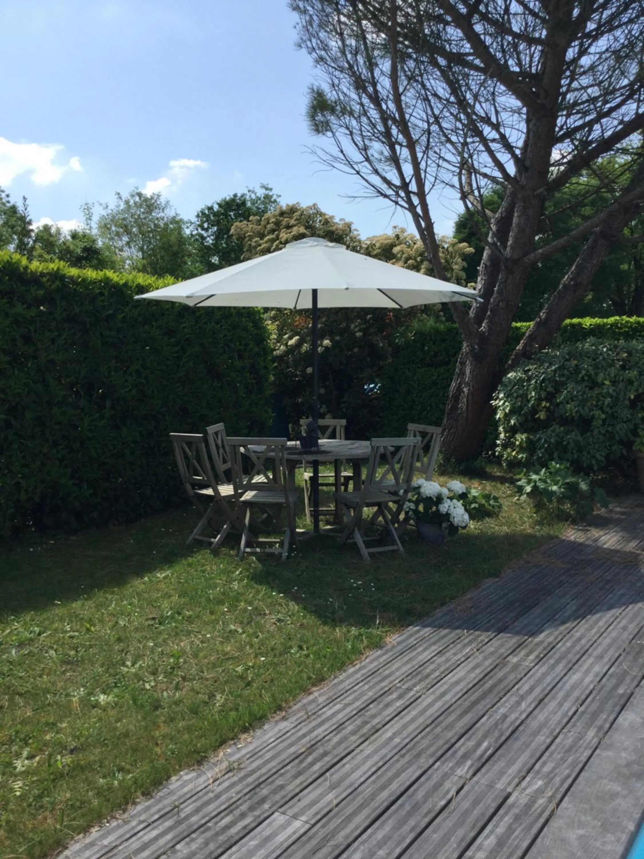 Garden in La Maison des Eaux Claires