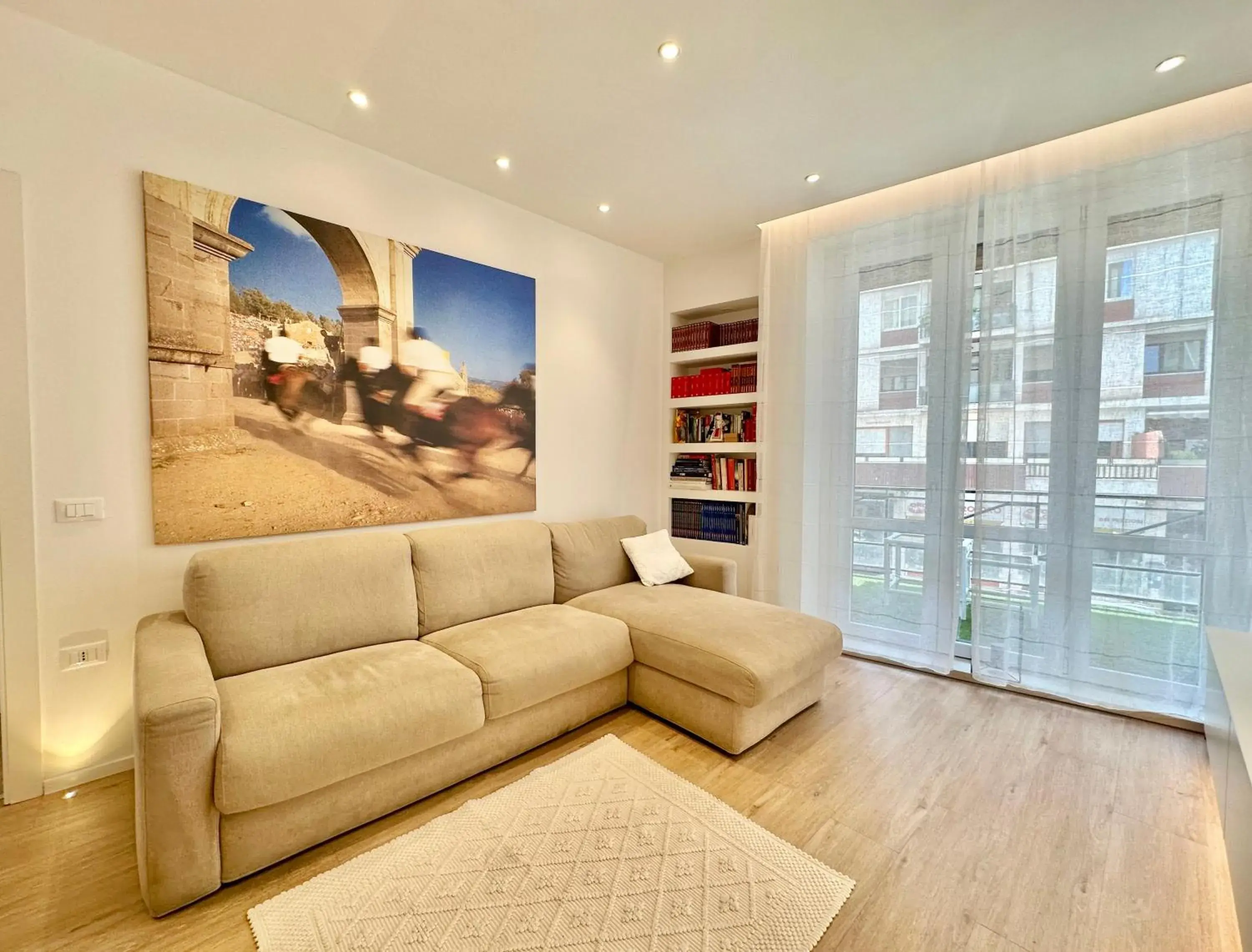 Junior Suite with Balcony in CeO LUXURY SUITE DI CAGLIARI Junior Suite with Balcony in CeO LUXURY SUITE DI CAGLIARI