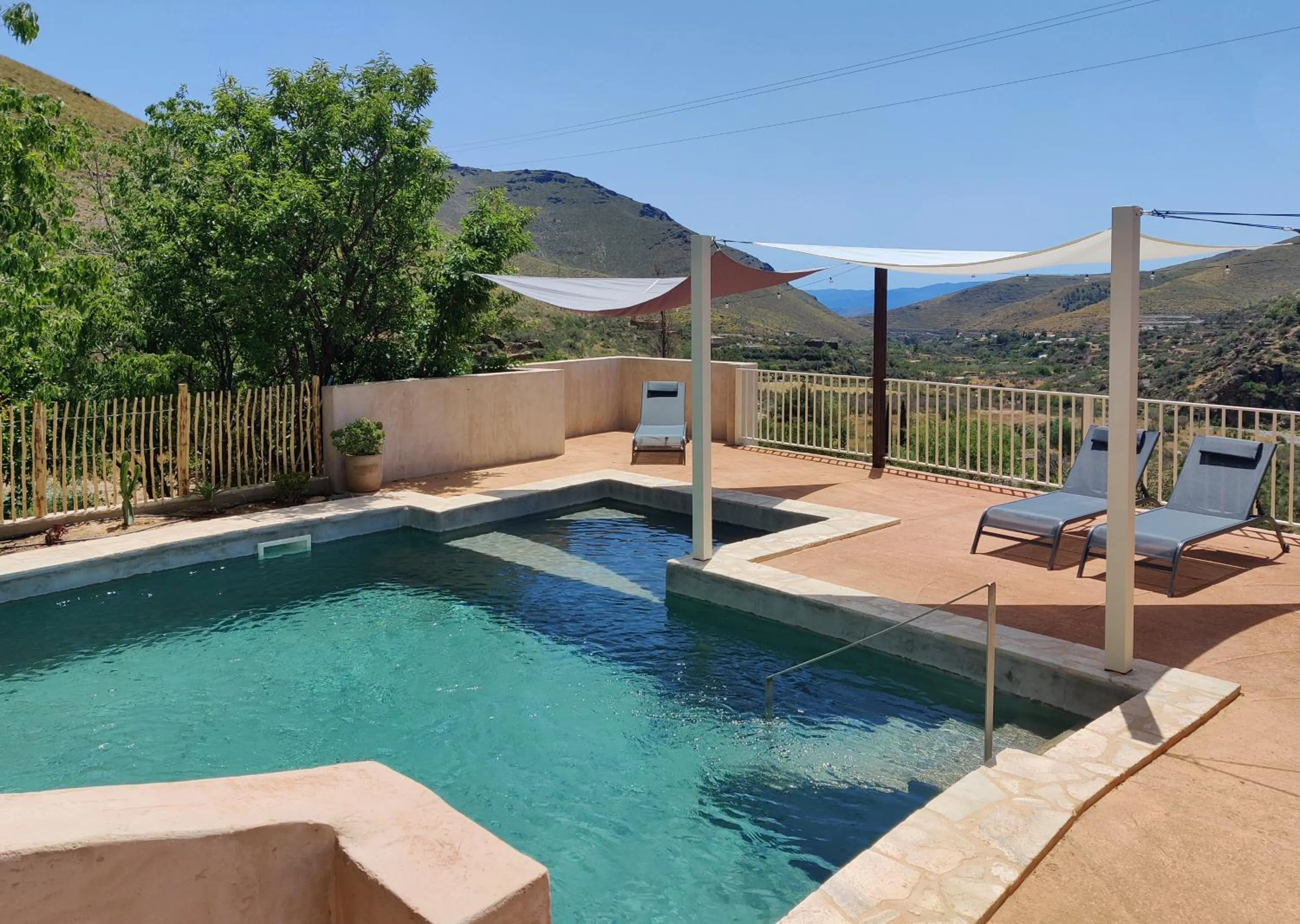 Swimming pool in Casa Mimi B&B Adults Only