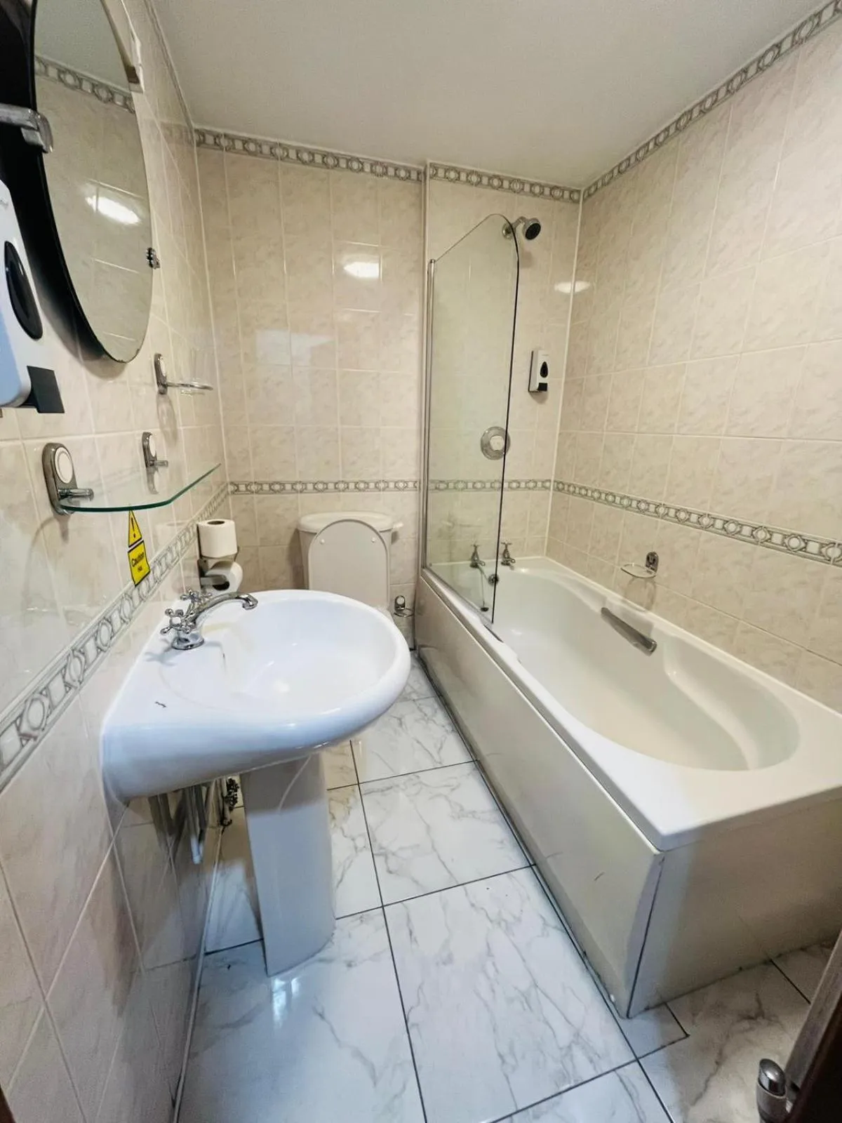 Bathroom in George And Dragon Place