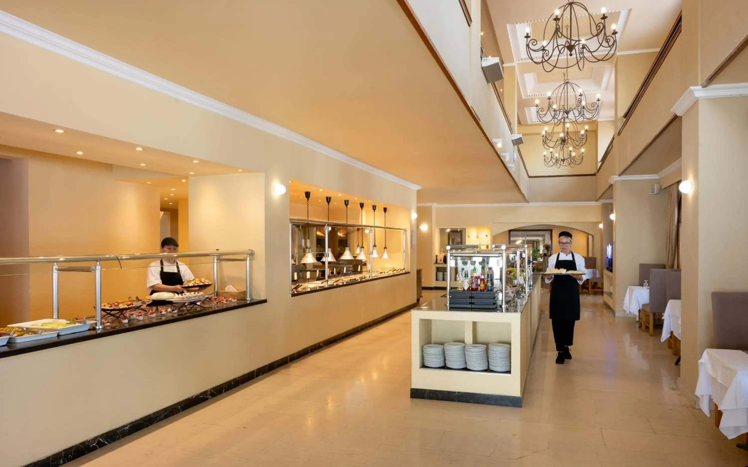 Restaurant/places to eat in Mitsis Petit Palais Restaurant/places to eat in Mitsis Petit Palais