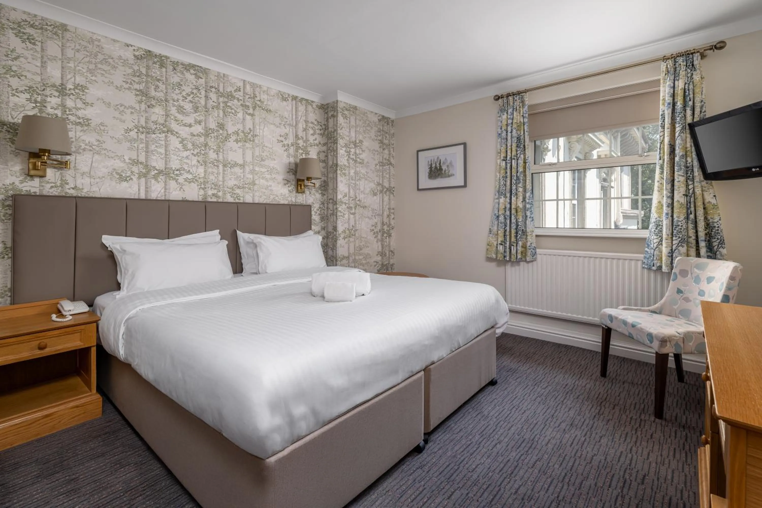 Bed in Reigate Manor Hotel