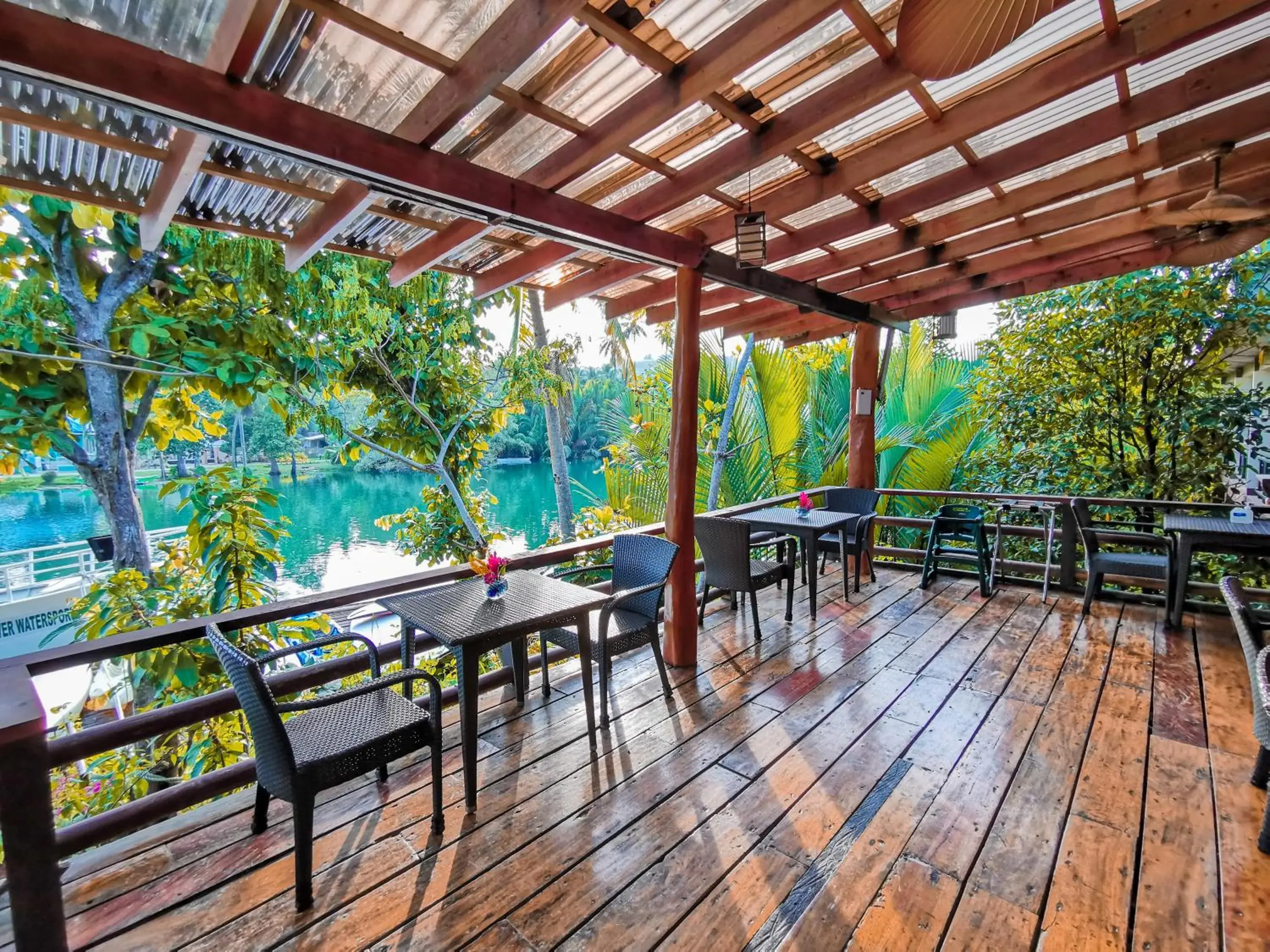 Restaurant/places to eat in Loboc River Resort Restaurant/places to eat in Loboc River Resort