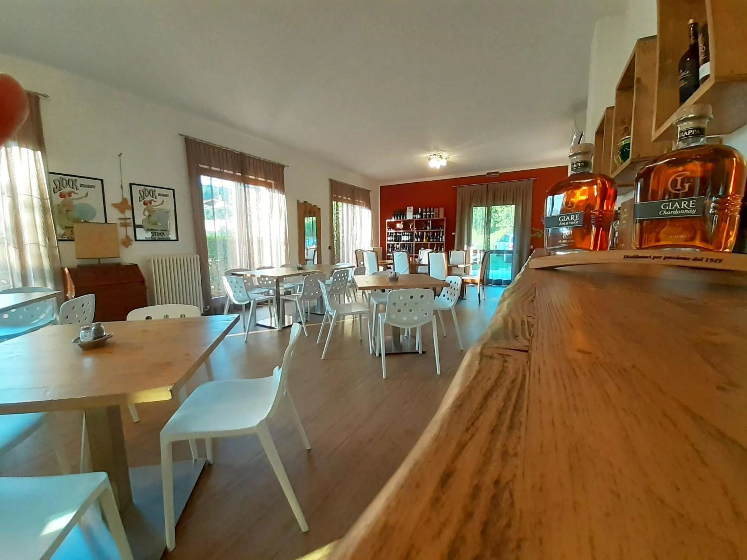 Lounge or bar in Park Hotel Val Di Monte ***S