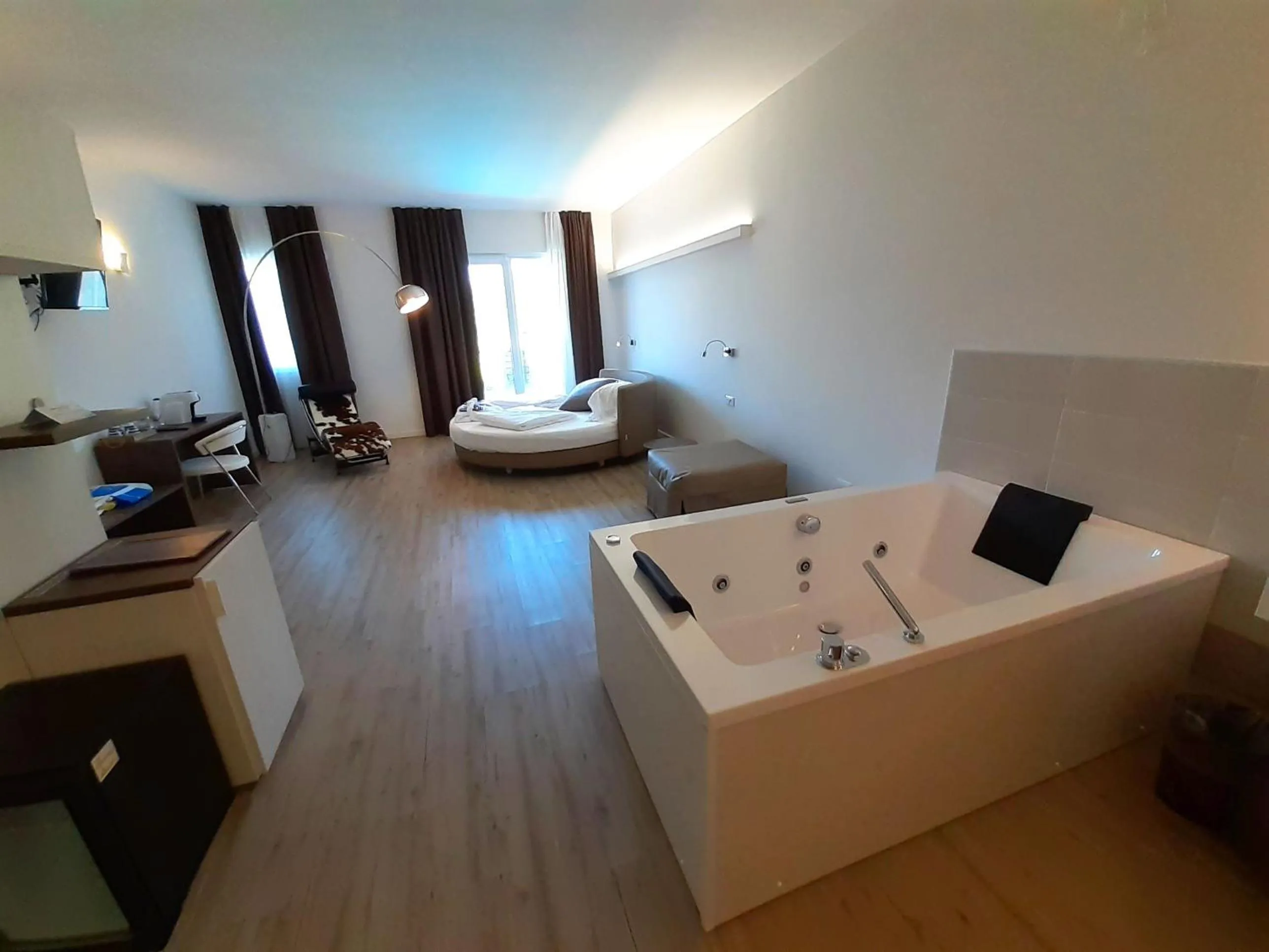 Bedroom, Bed in Park Hotel Val Di Monte ***S