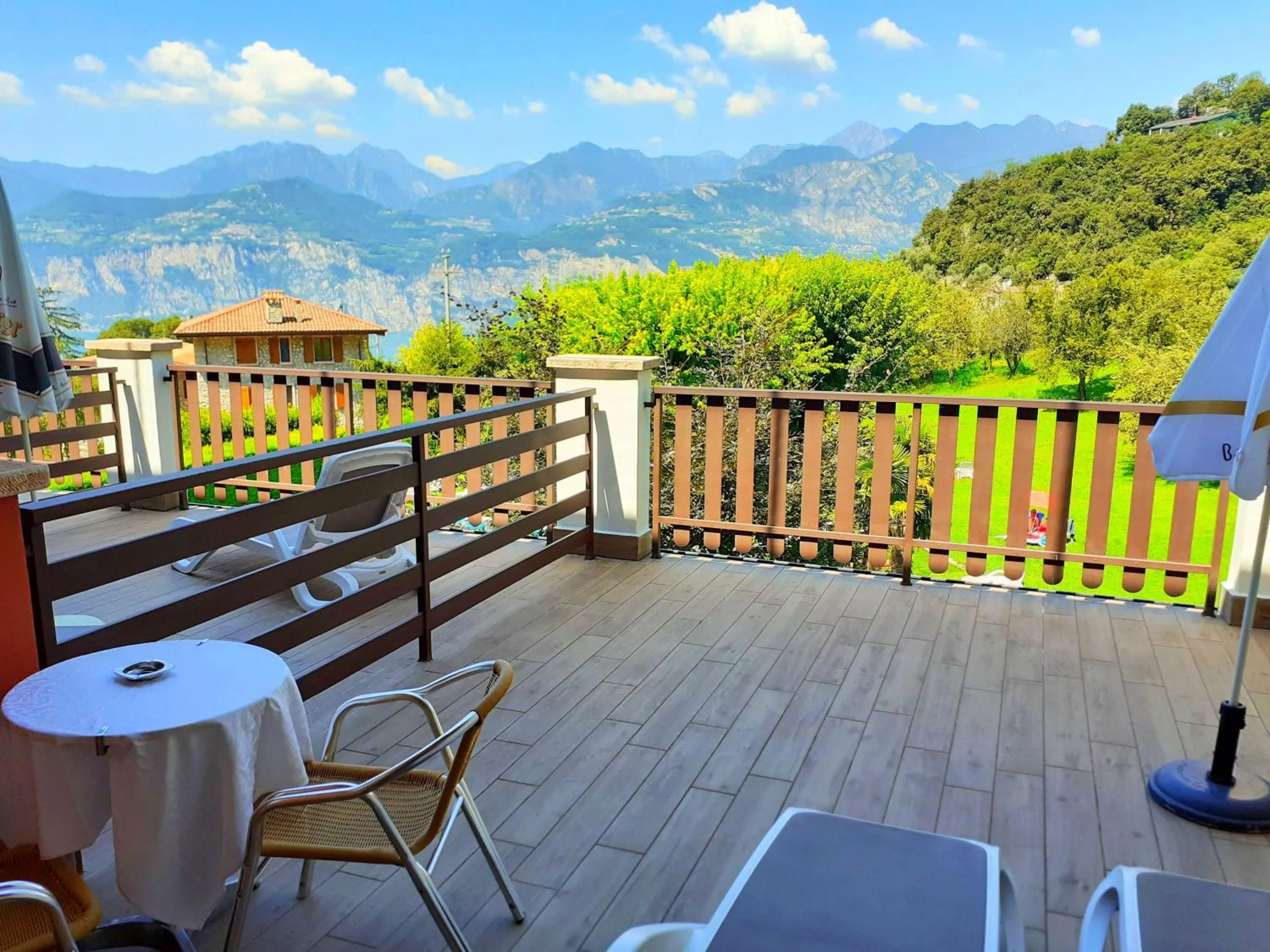 Balcony/Terrace in Park Hotel Val Di Monte ***S