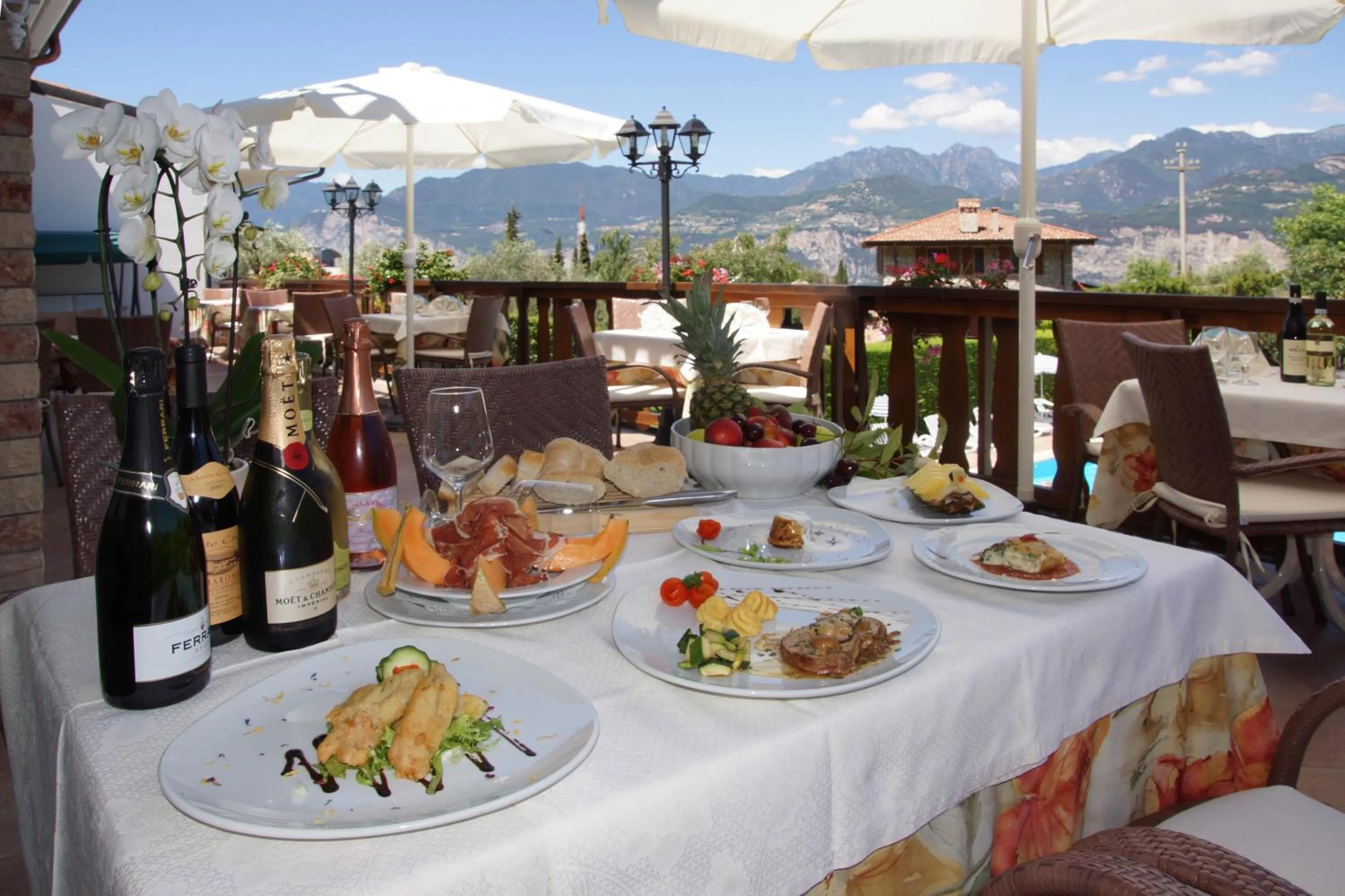 Food close-up in Park Hotel Val Di Monte ***S